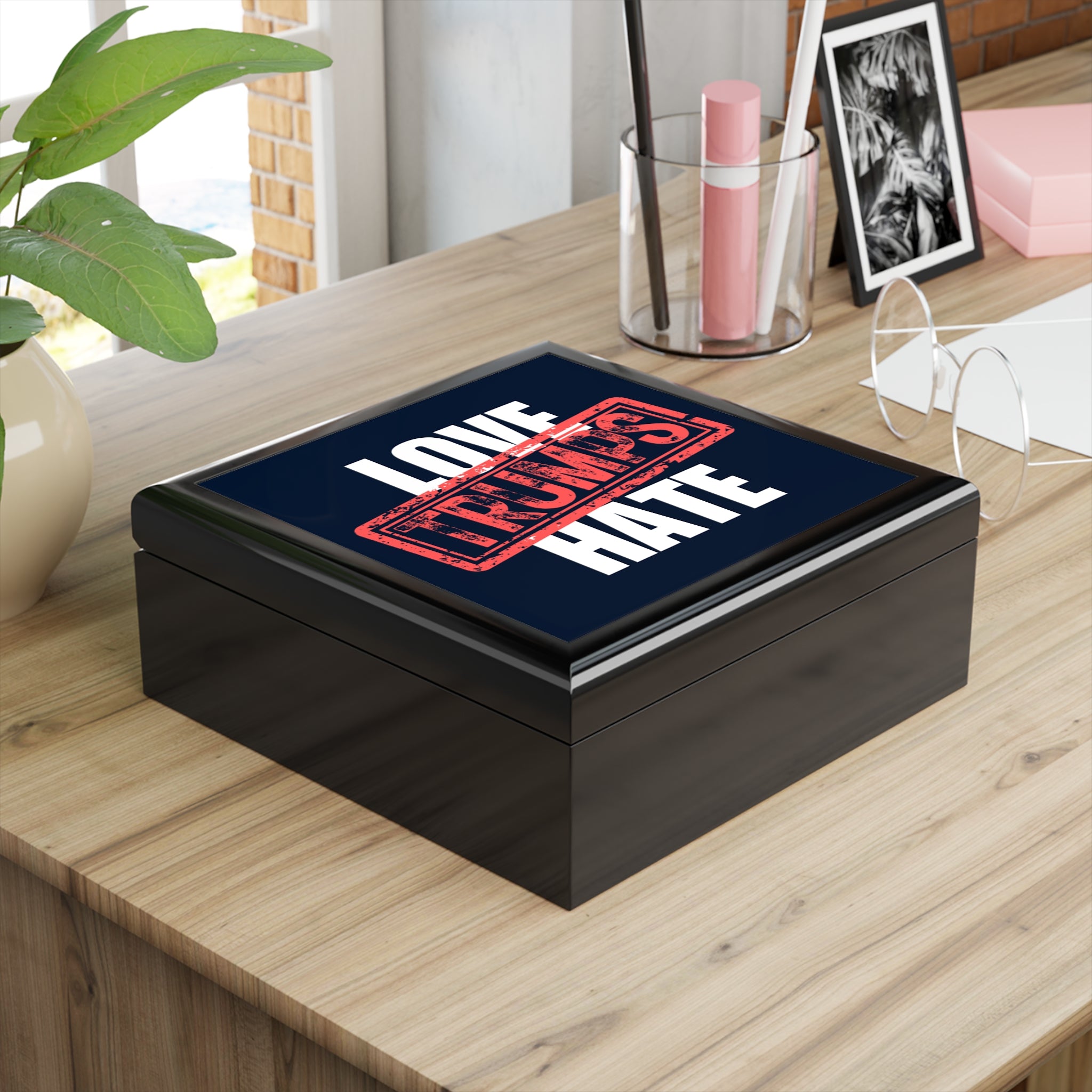 Love Trumps Hate Jewelry Box - EpiAl's Shop