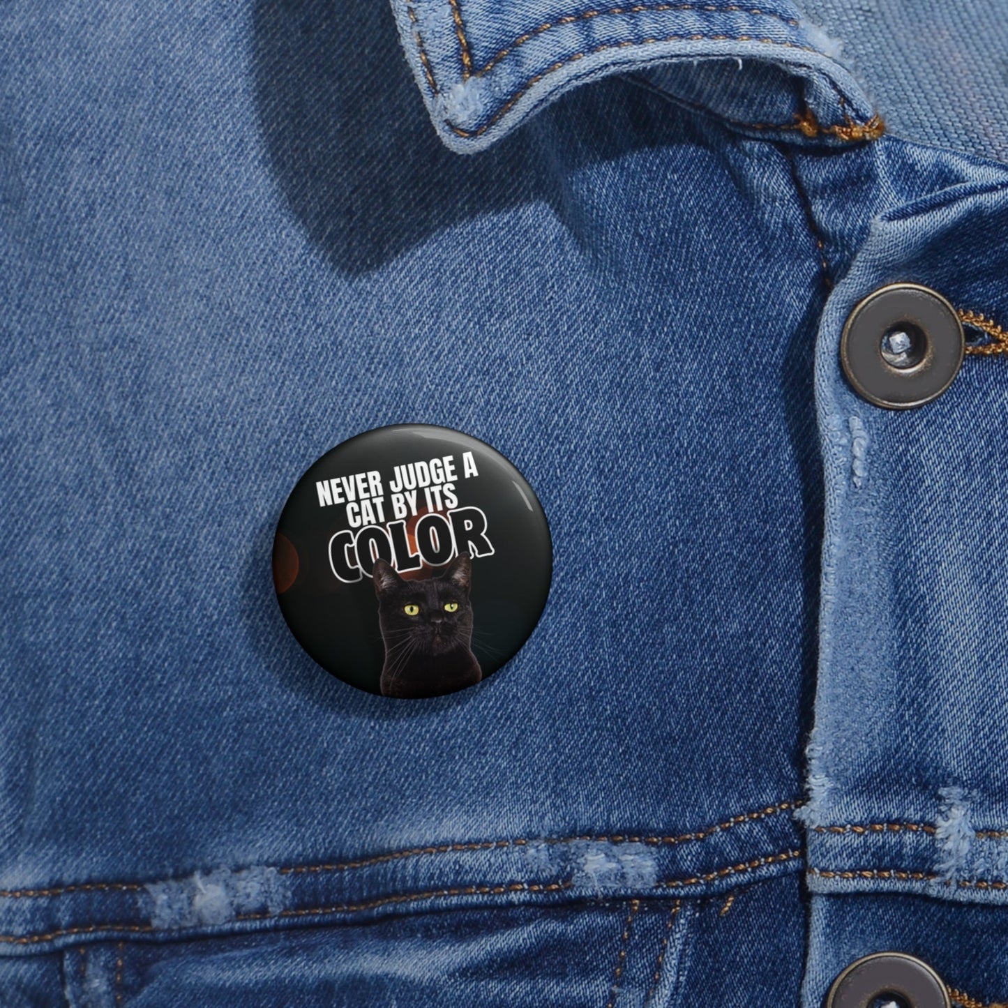 Never Judge a Cat Pin Buttons - Accessories - EpiAl's Shop