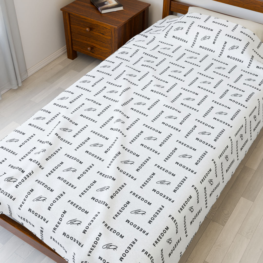 Freedom Velveteen Plush Blanket for Cozy Living
