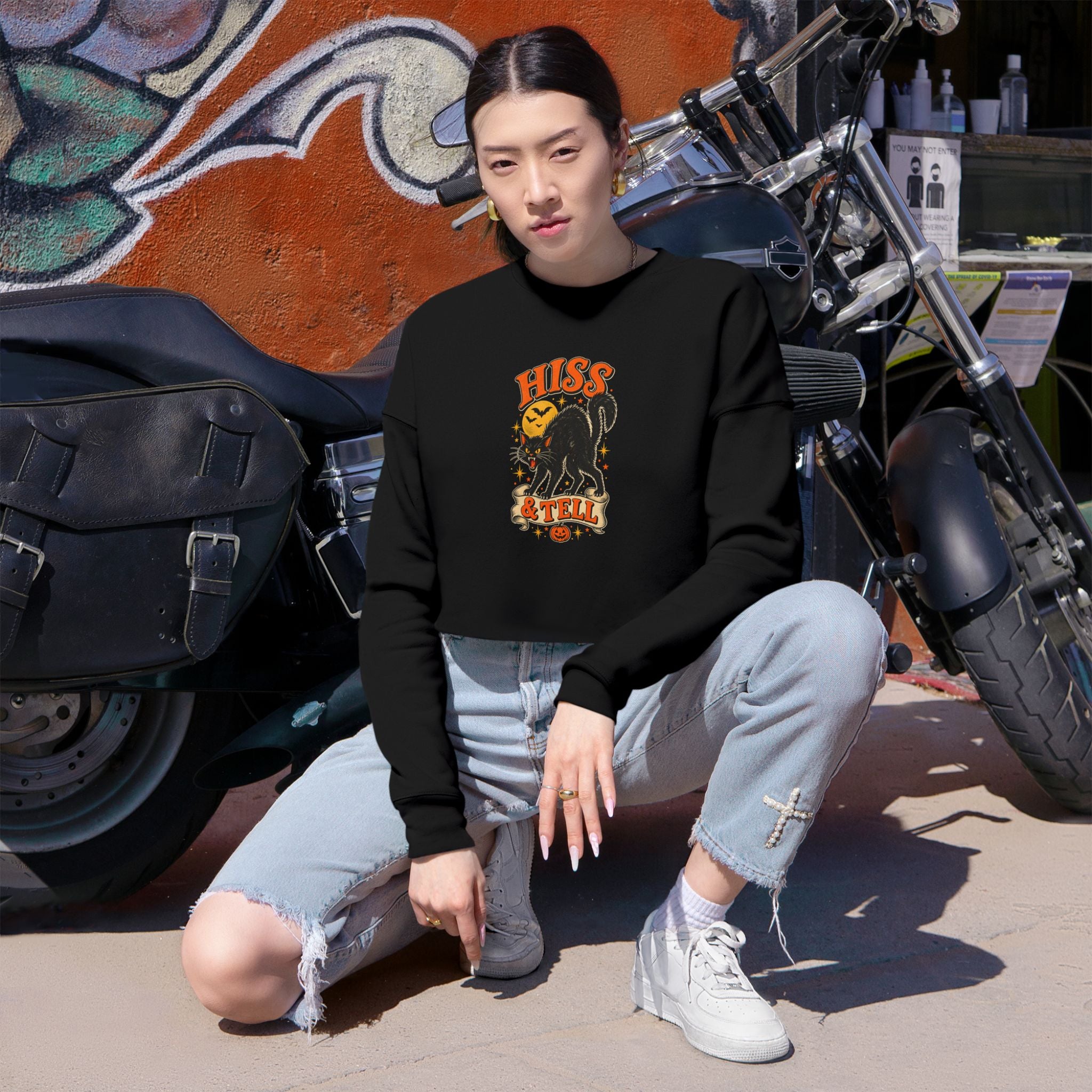 Hiss & Tell Vintage Halloween Cat Cropped Sweatshirt