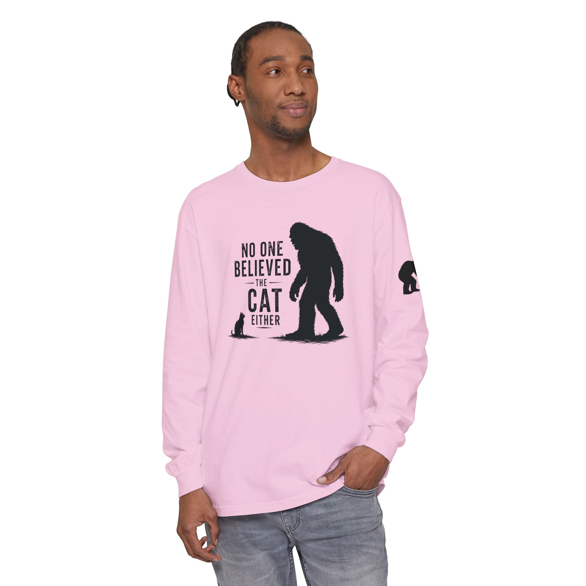 No One Believed the Cat Either Long Sleeve Shirt