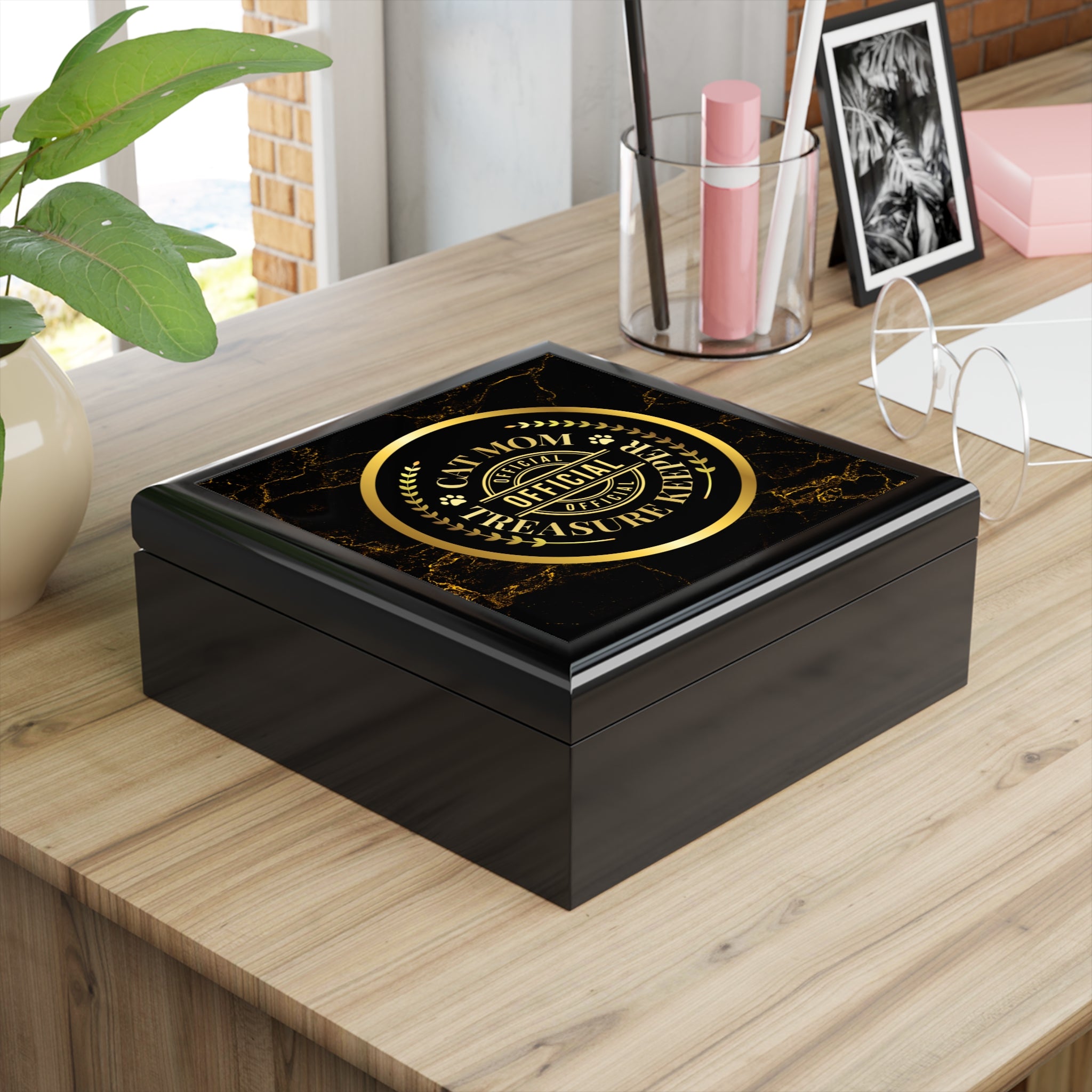 Elegant Cat Mom Keepsake Box with Glossy Black Finish