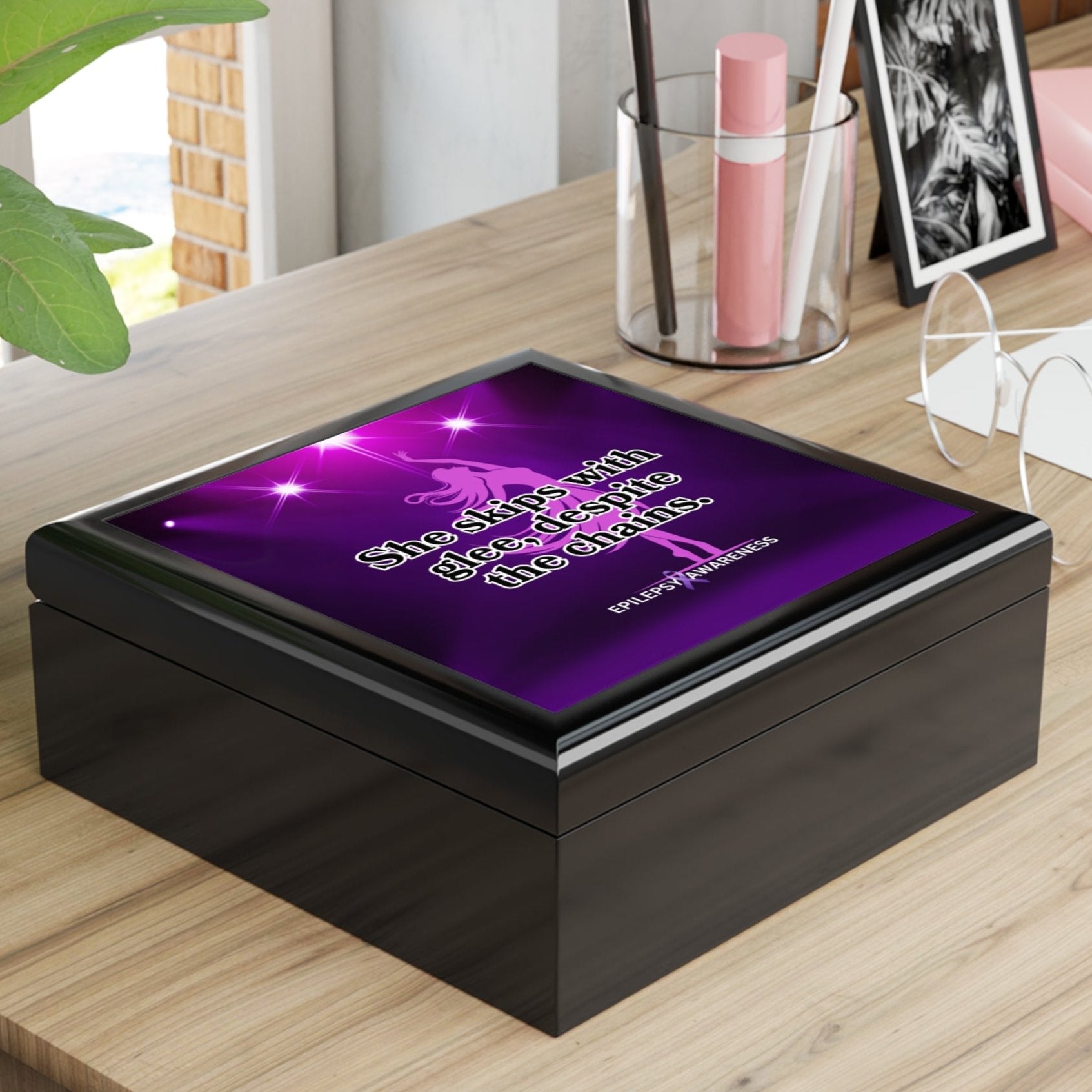 Skips with Glee Jewelry Box - EpiAl's Shop