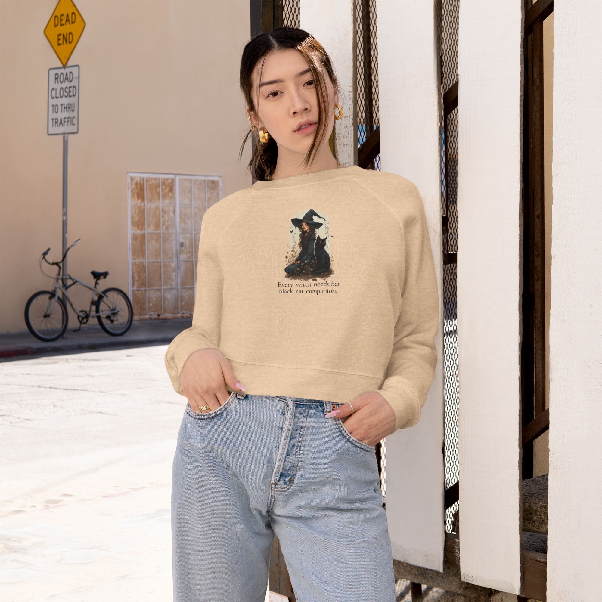 Every Witch Women's Cropped Fleece Pullover