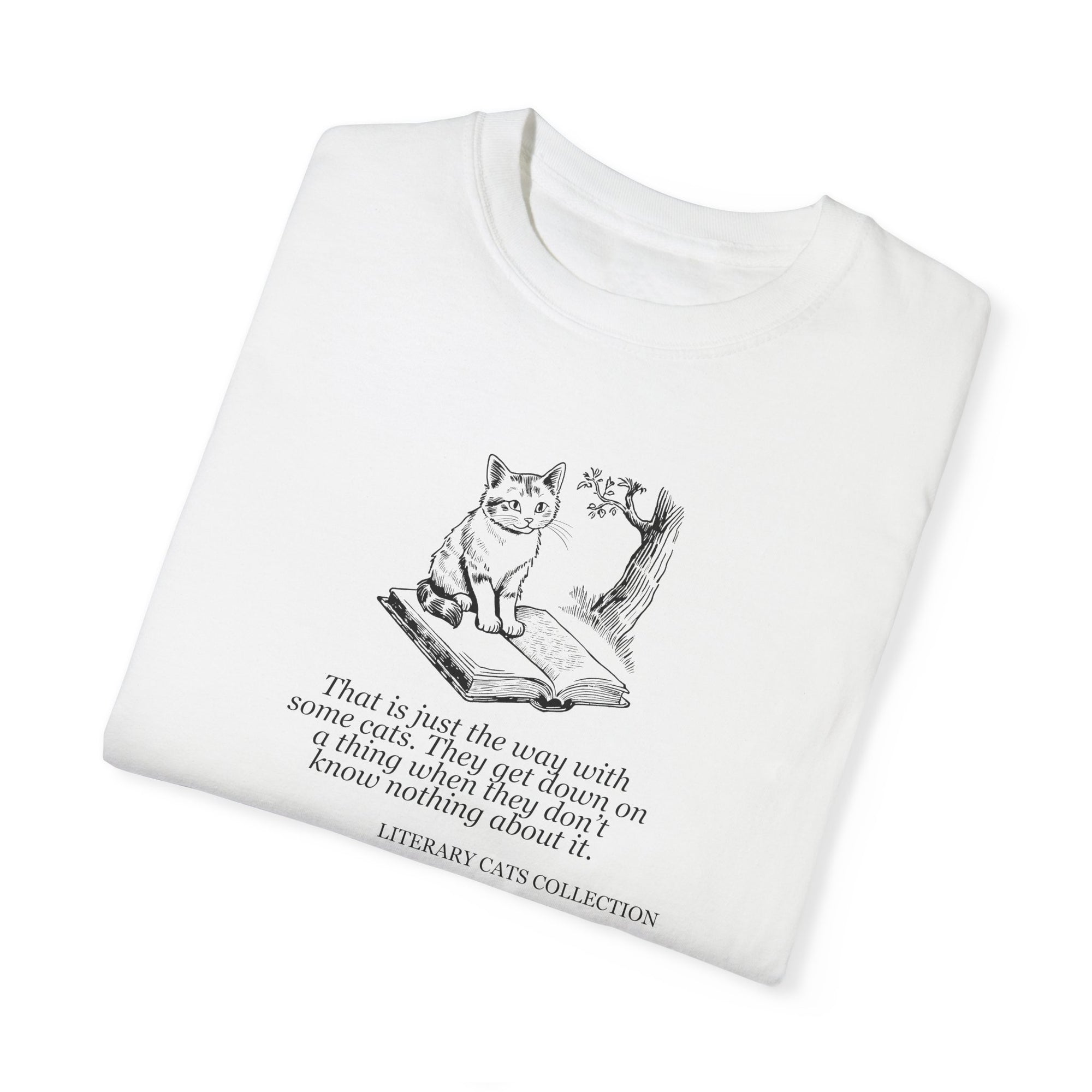 Literary Cat Unisex T-Shirt - Huckleberry Finn