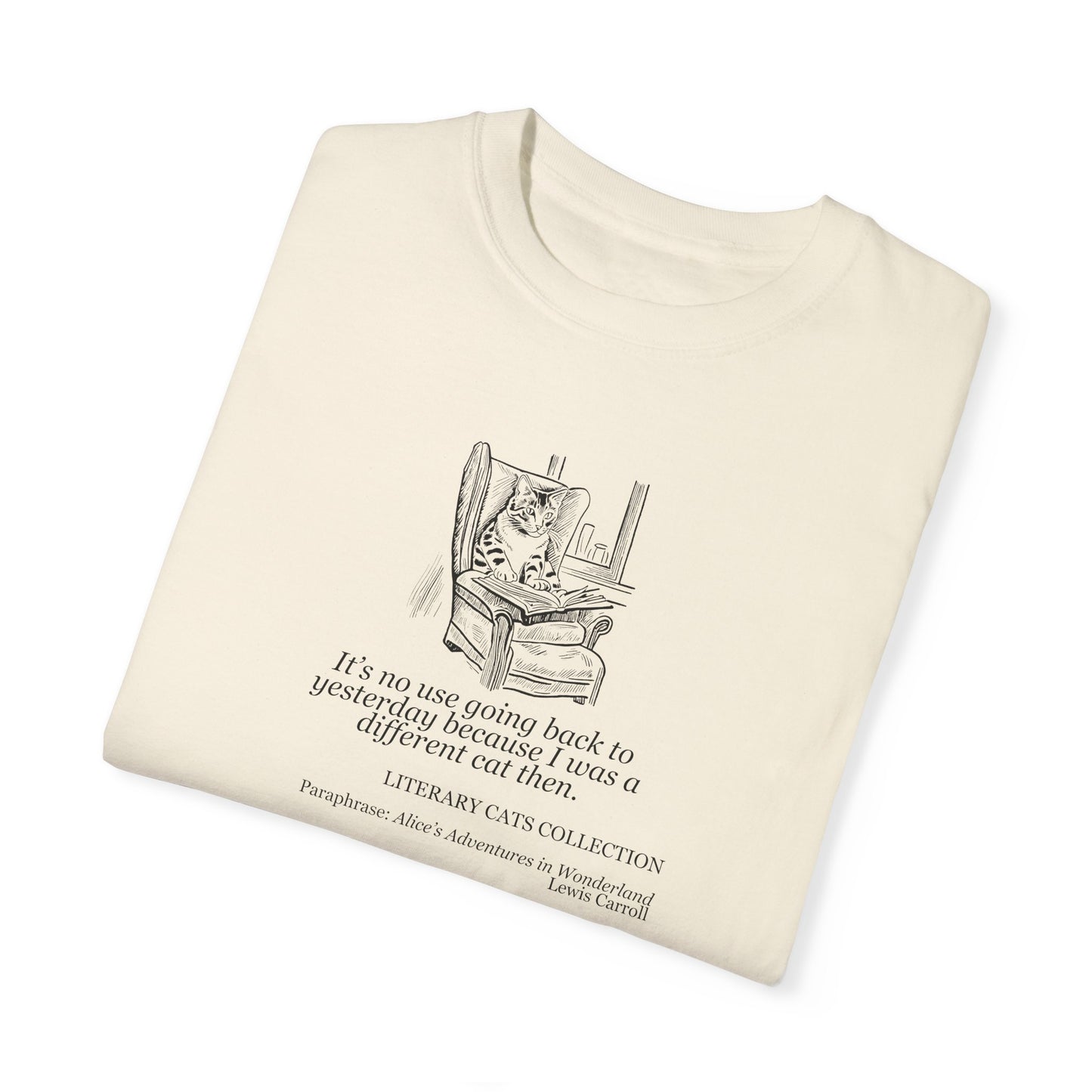 Literary Cat Unisex T-Shirt - Alice in Wonderland