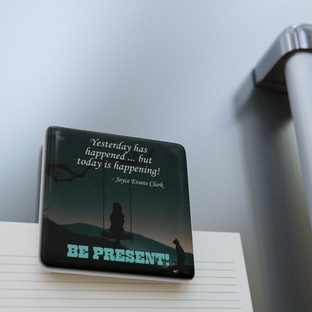 Photo depicting the ​Happening Magnet, Square from EpiAl's Shop.