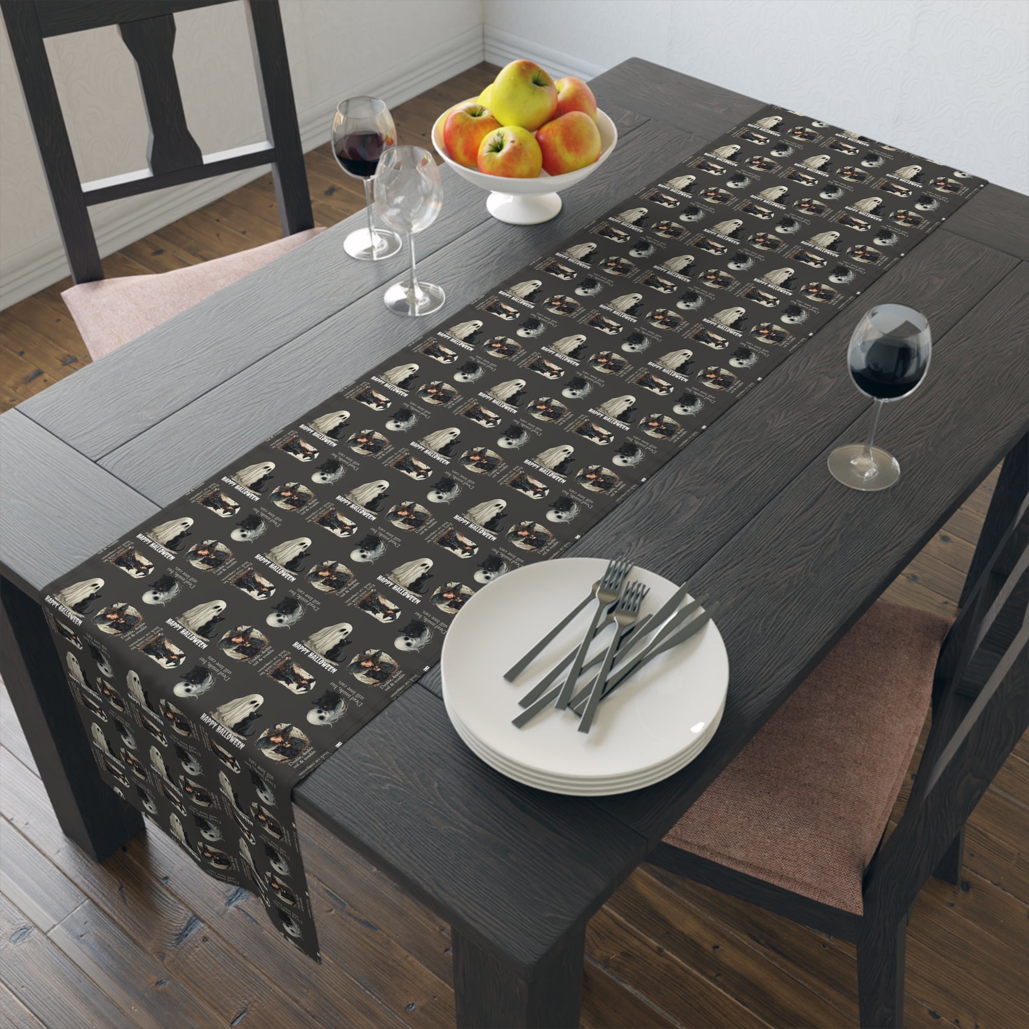 Cat-Themed Halloween Table Runner