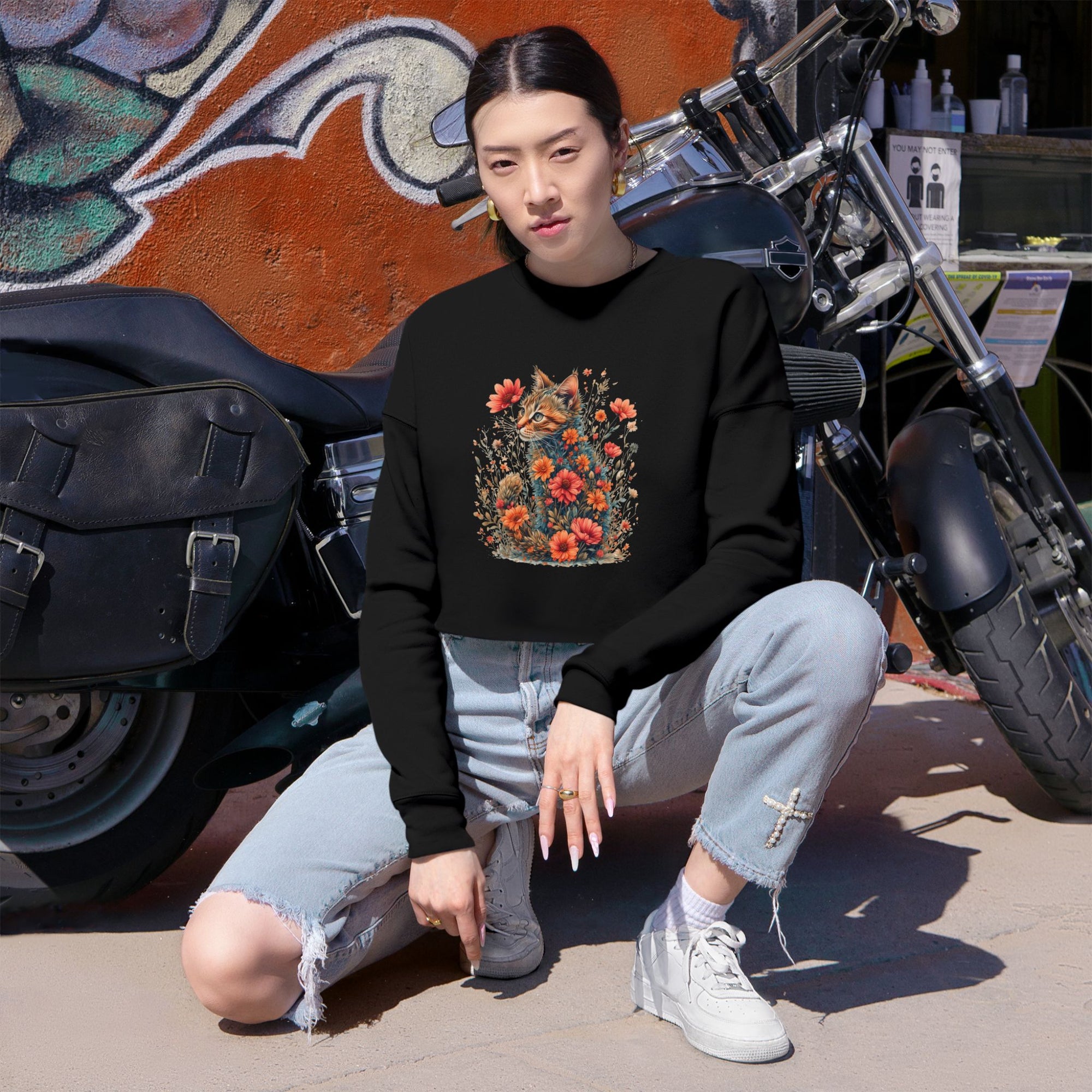 Floral Cat Women's Cropped Sweatshirt