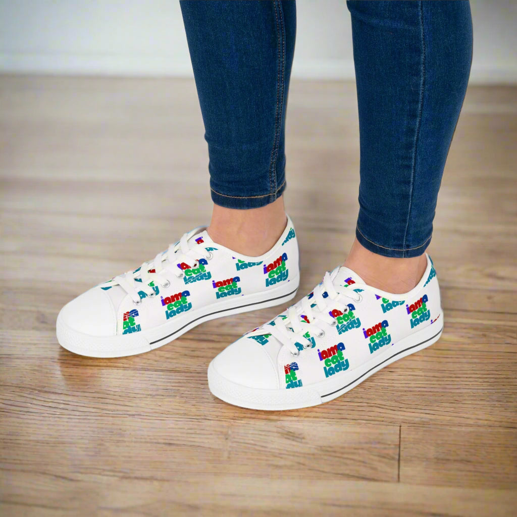 Fun Cat Lady Women's Low Top Sneakers