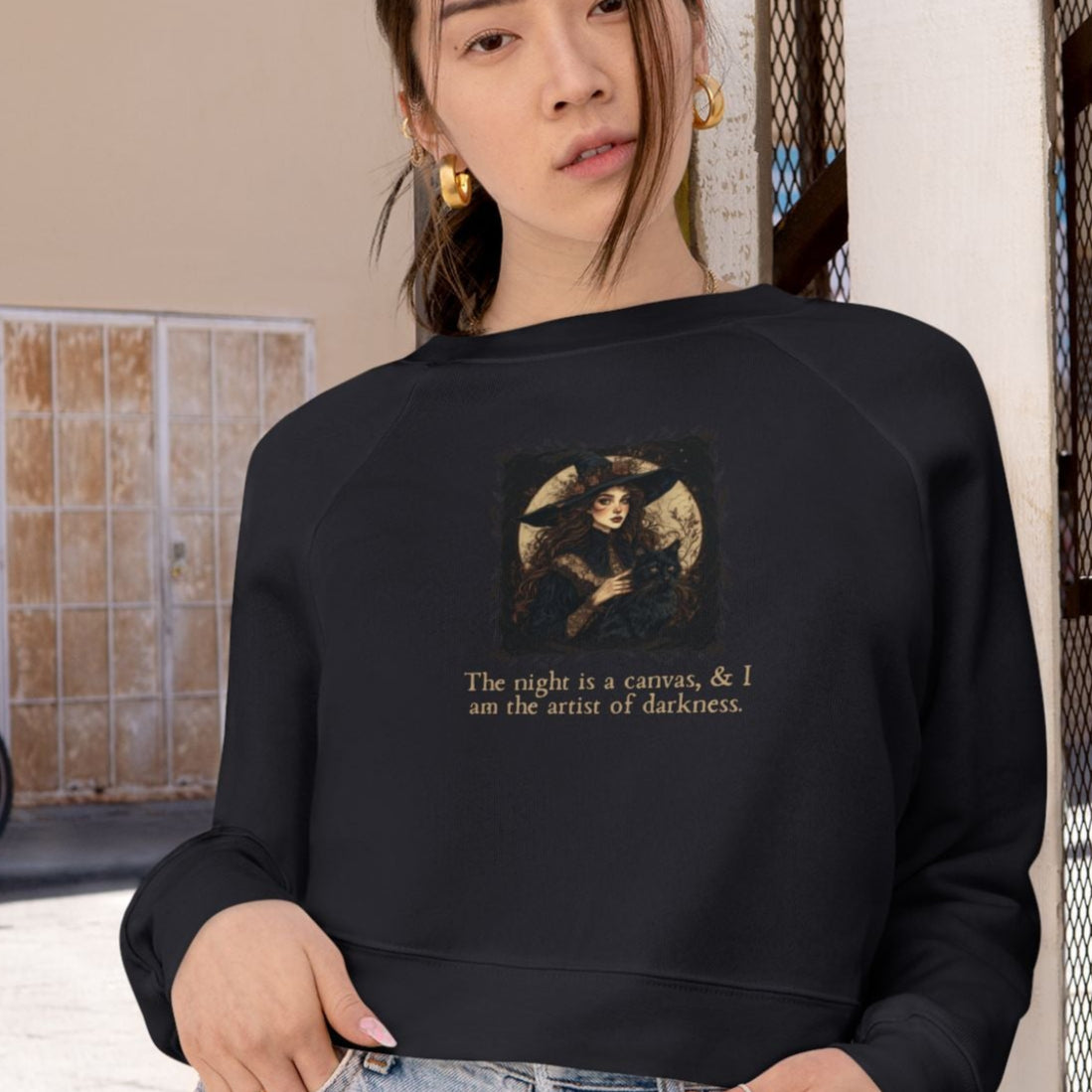 Artist of Darkness Women's Cropped Fleece Pullover