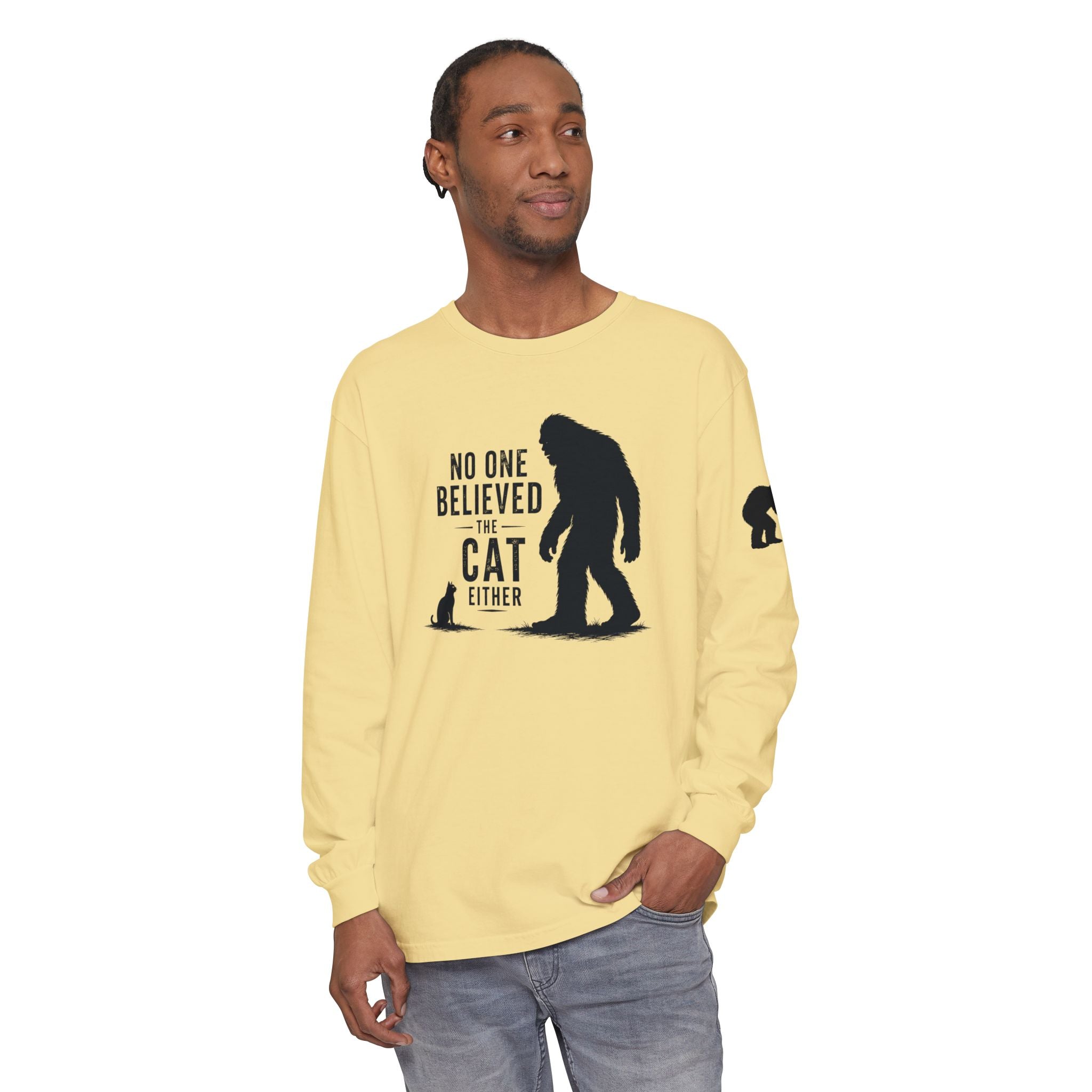 No One Believed the Cat Either Long Sleeve Shirt