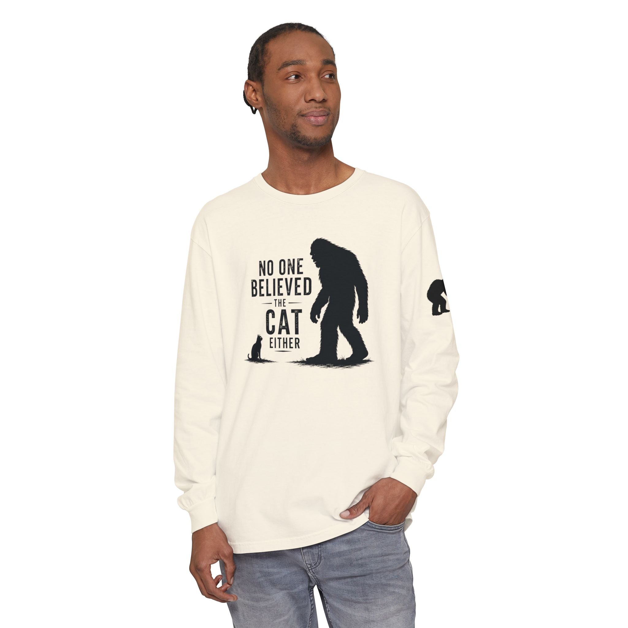 No One Believed the Cat Either Long Sleeve Shirt