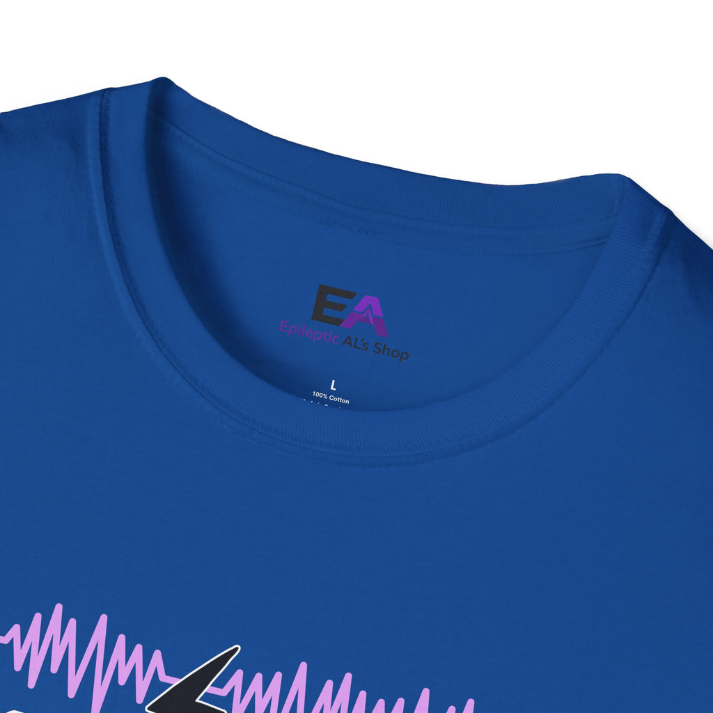 Signal Interference Women’s Tee – Minimalist Waveform Graphic T-Shirt