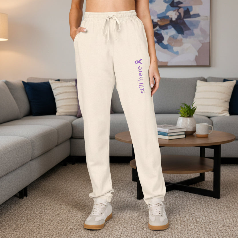 Still Here – Unisex Garment-Dyed Fleece Sweatpants