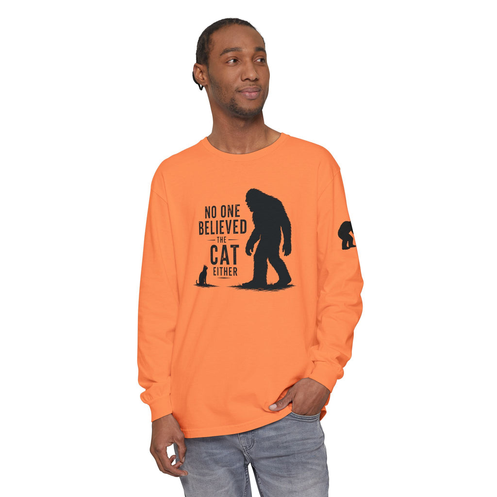 No One Believed the Cat Either Long Sleeve Shirt