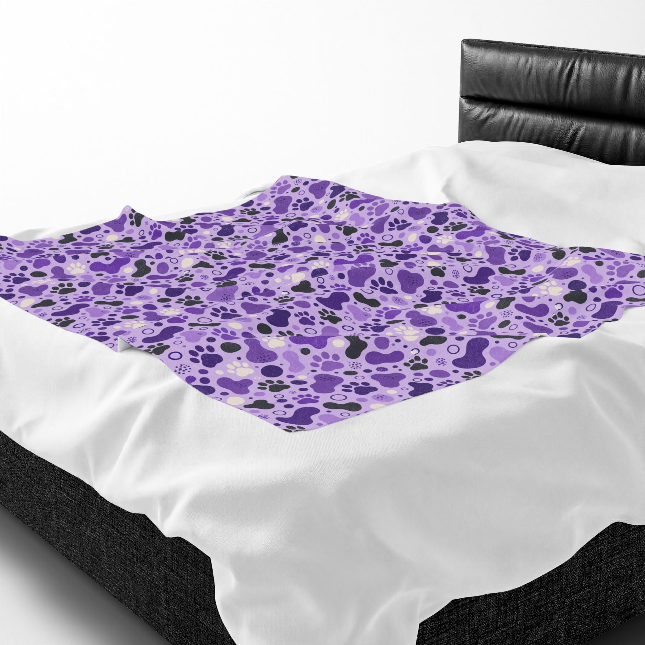 Purple Paw Print Plush Blanket | Cat & Dog Lover Cozy Throw Blanket