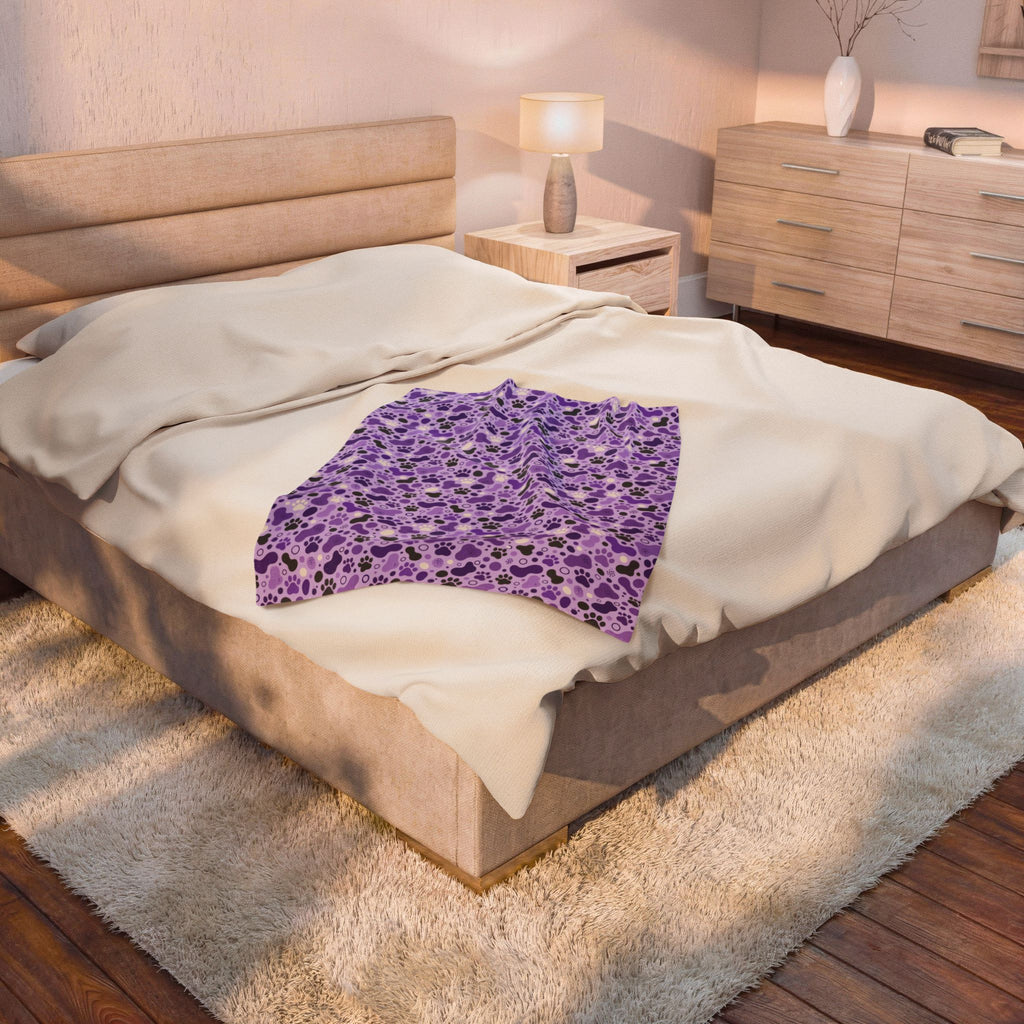Purple Paw Print Plush Blanket | Cat & Dog Lover Cozy Throw Blanket