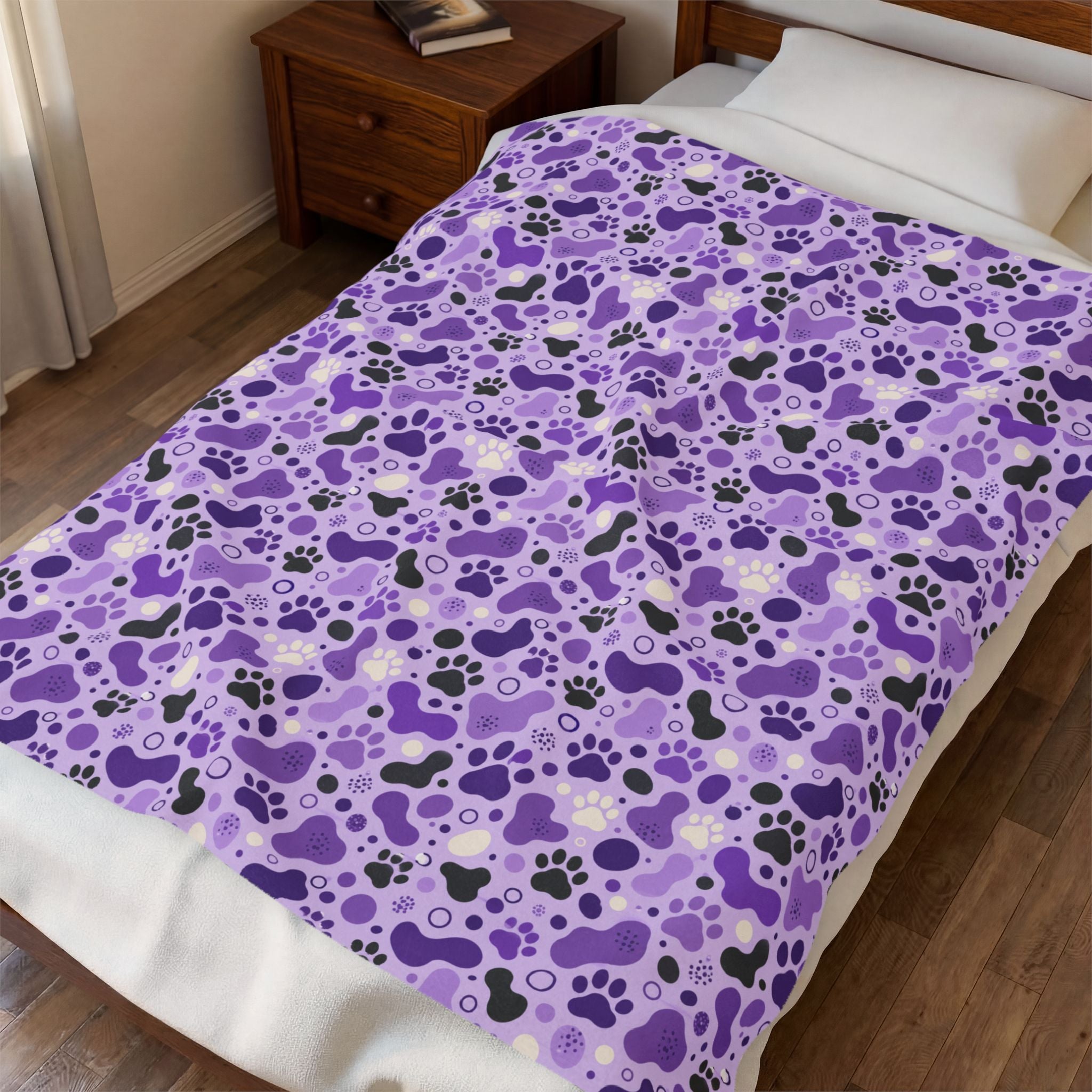 Purple Paw Print Plush Blanket | Cat & Dog Lover Cozy Throw Blanket