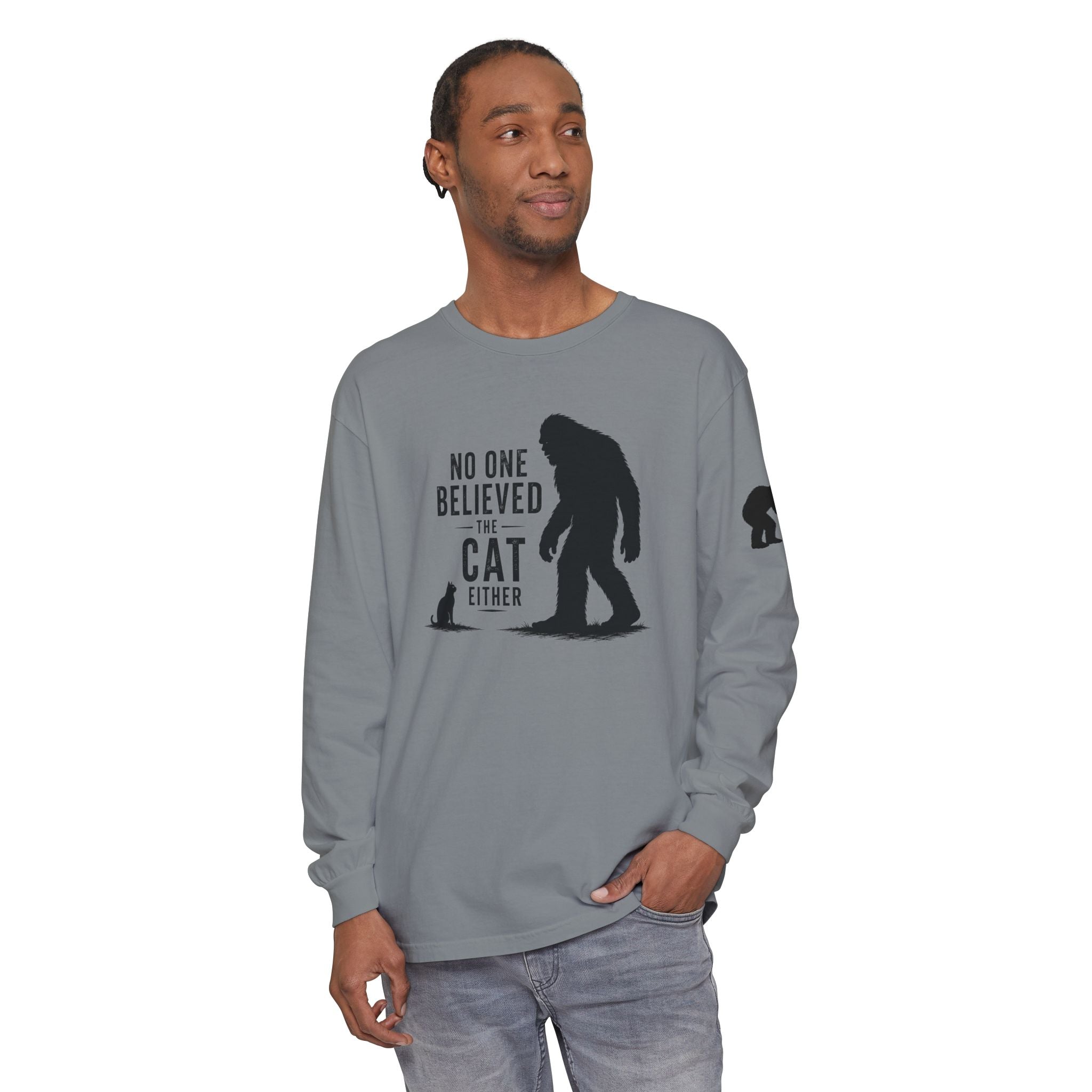 No One Believed the Cat Either Long Sleeve Shirt