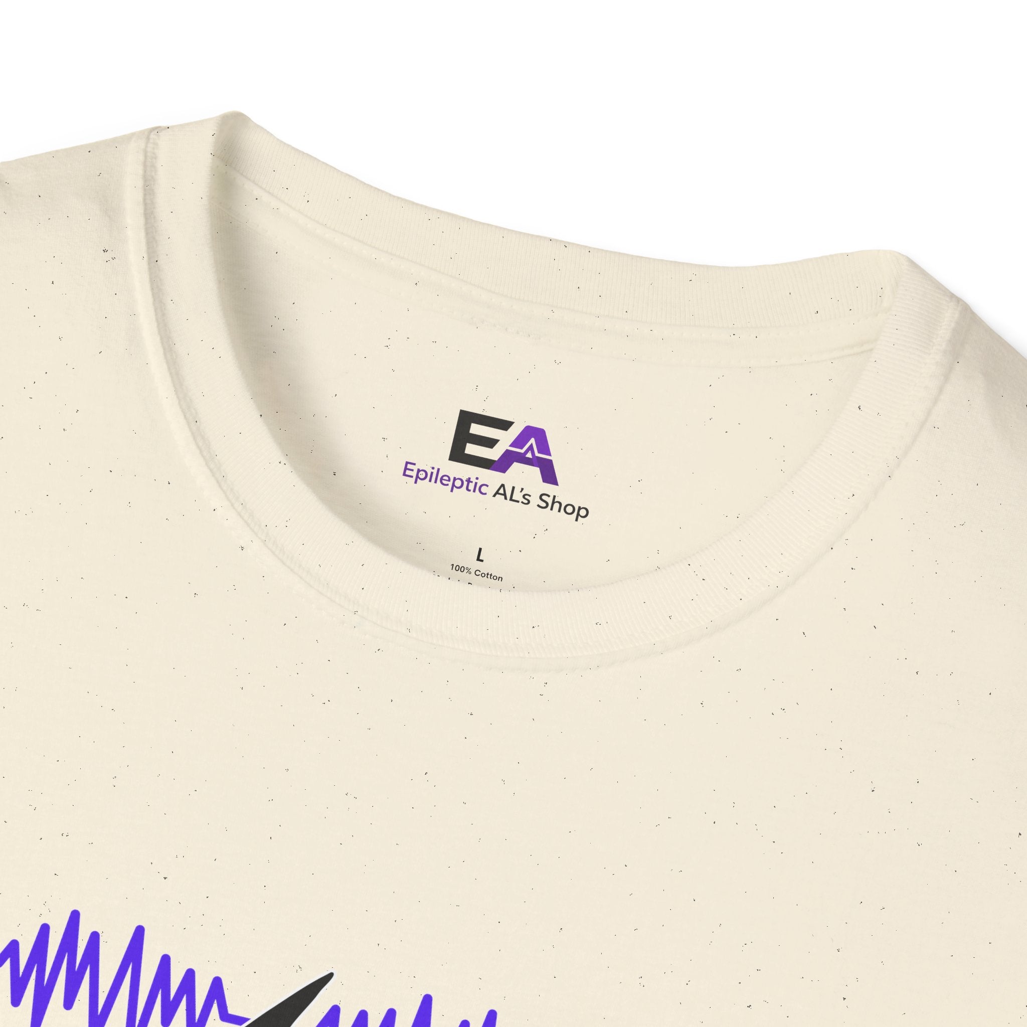 Signal Interference Women’s Tee – Minimalist Waveform Graphic T-Shirt