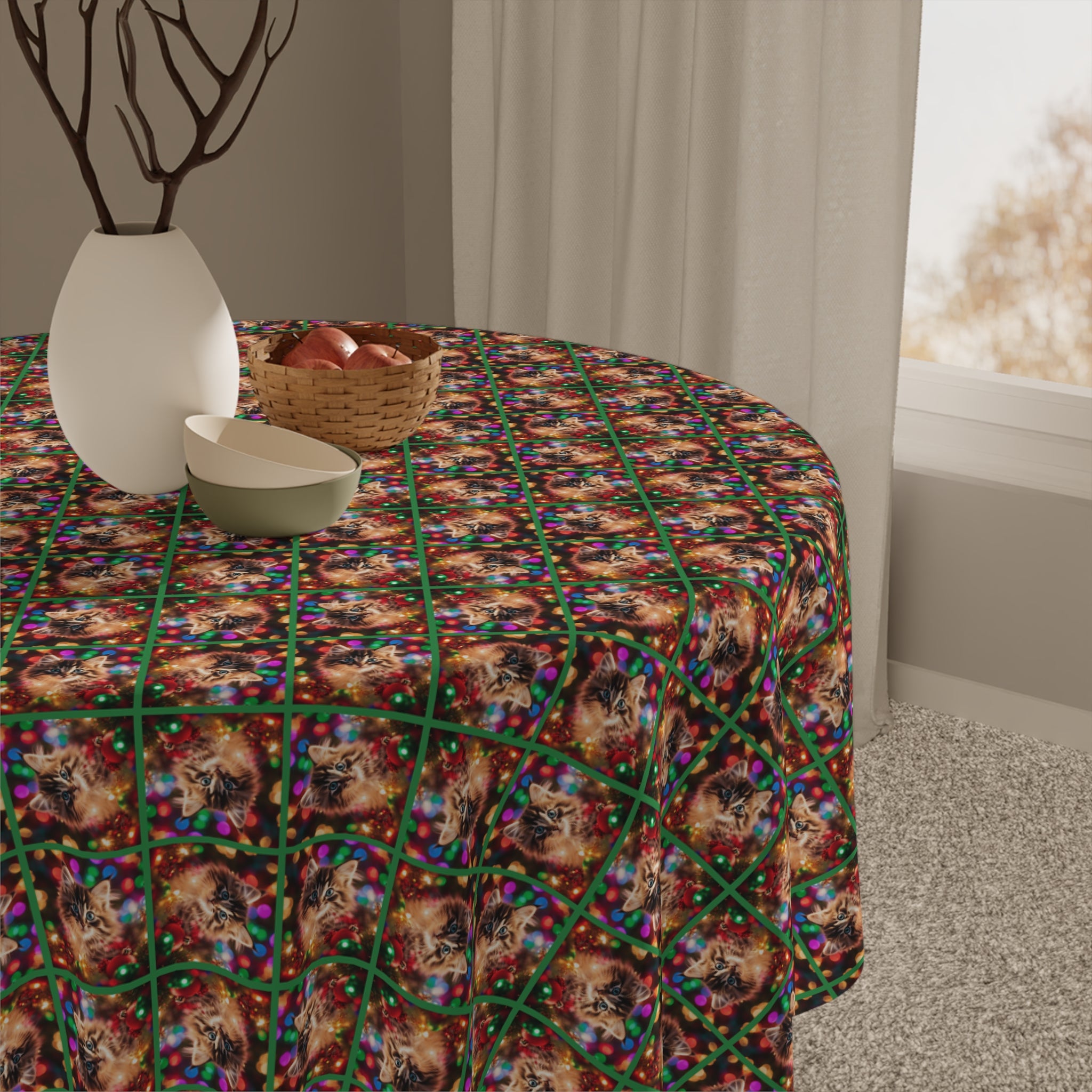 Photo depicting the ​Pretty Kitten Christmas Tablecloth from EpiAl's Shop.