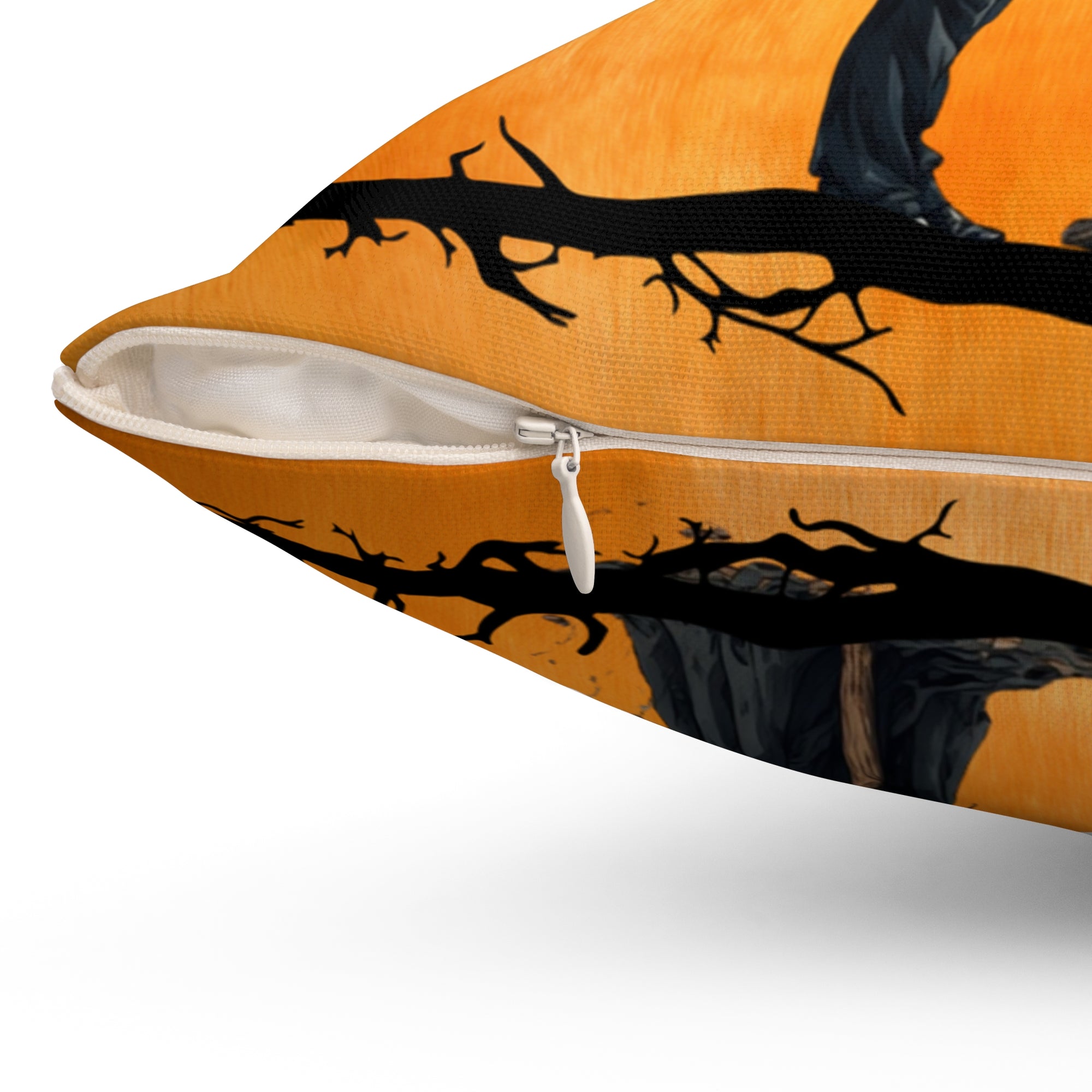 Making Halloween Spooky Decorative Pillow, Home Decor