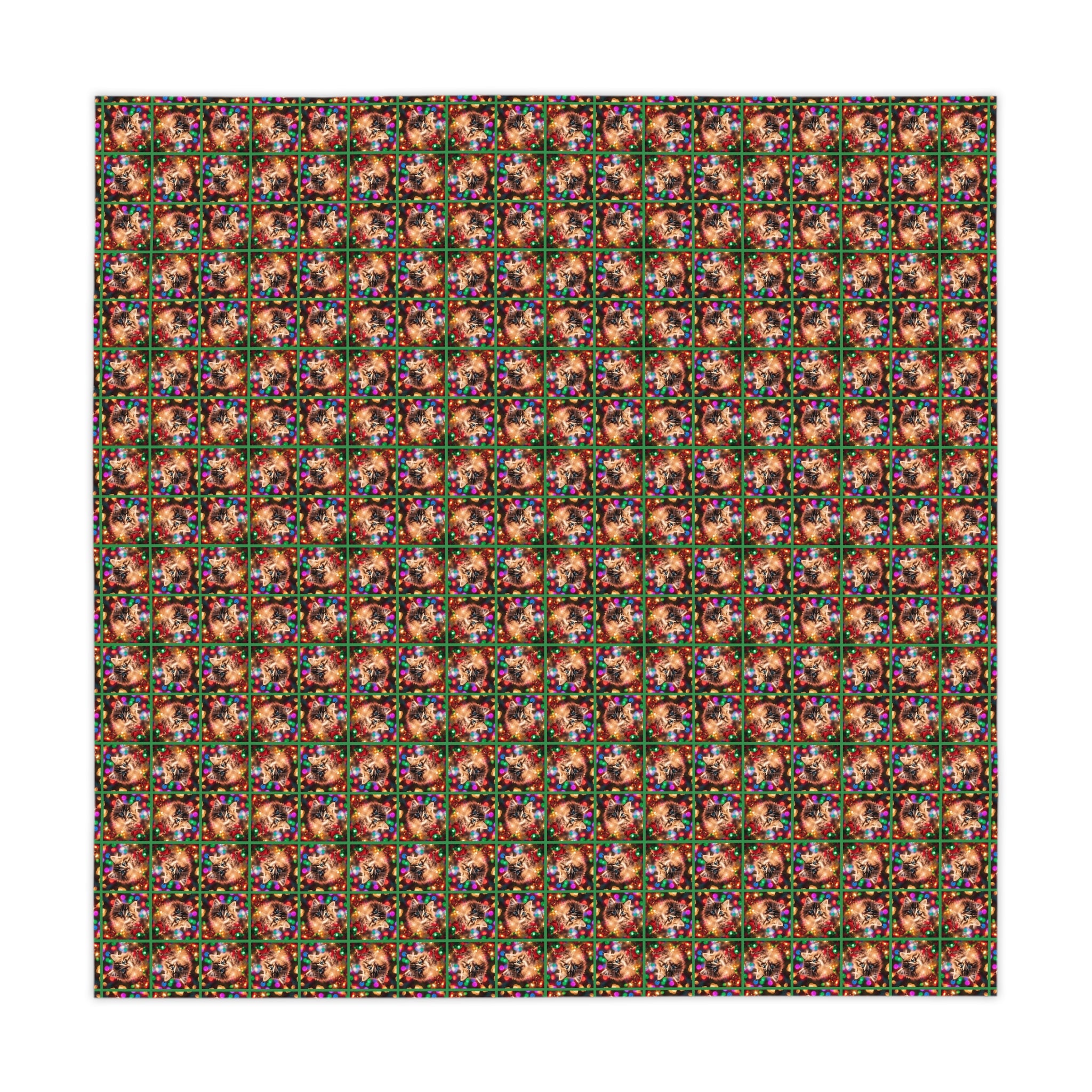Photo depicting the ​Pretty Kitten Christmas Tablecloth from EpiAl's Shop.