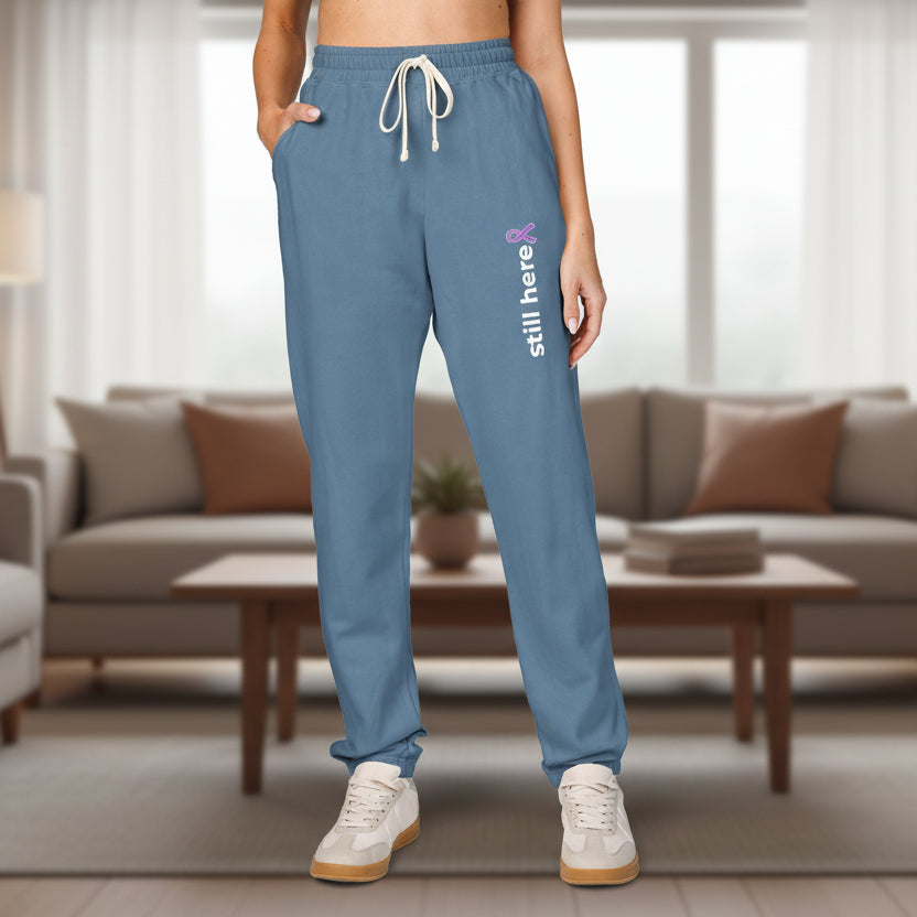 Still Here – Unisex Garment-Dyed Fleece Sweatpants