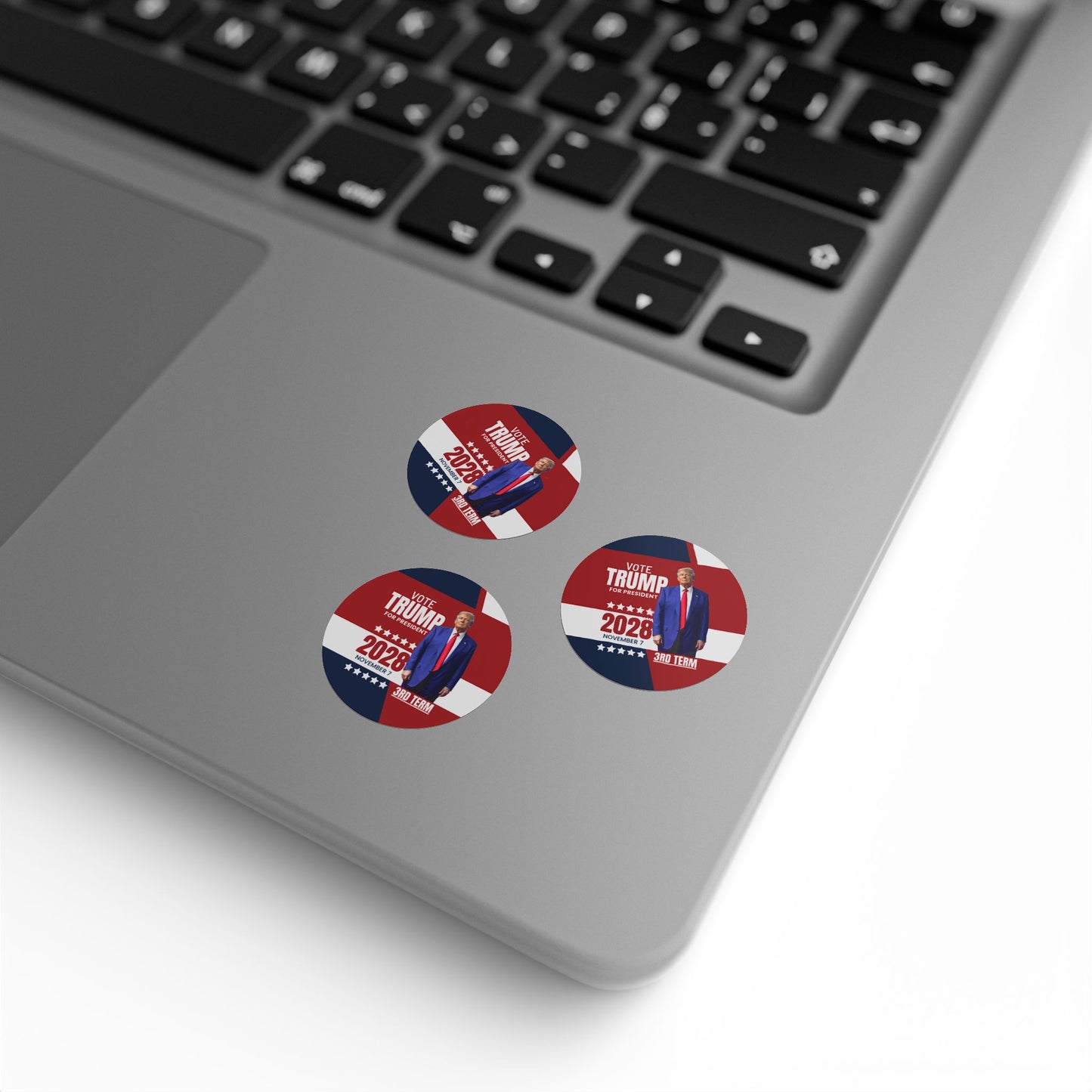 Vote Trump 2028 Round Sticker Rolls - Bold Political Campaign Labels
