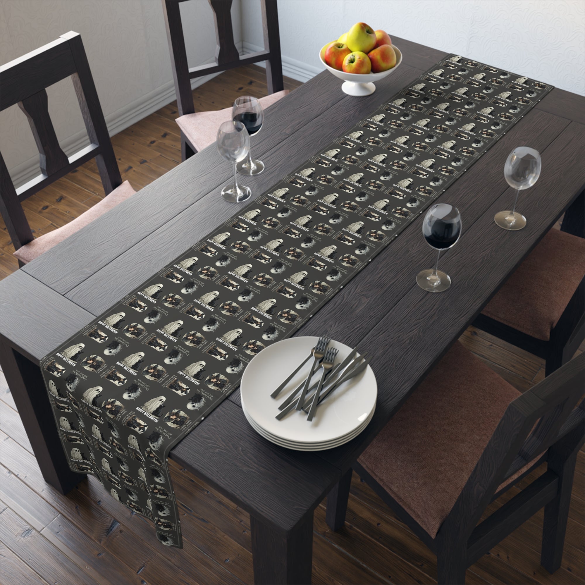 Cat-Themed Halloween Table Runner