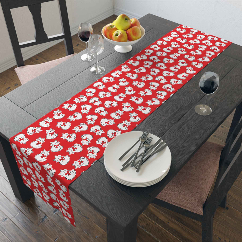 Heart Cat Table Runner – Sweet, Bold, and Slightly Extra