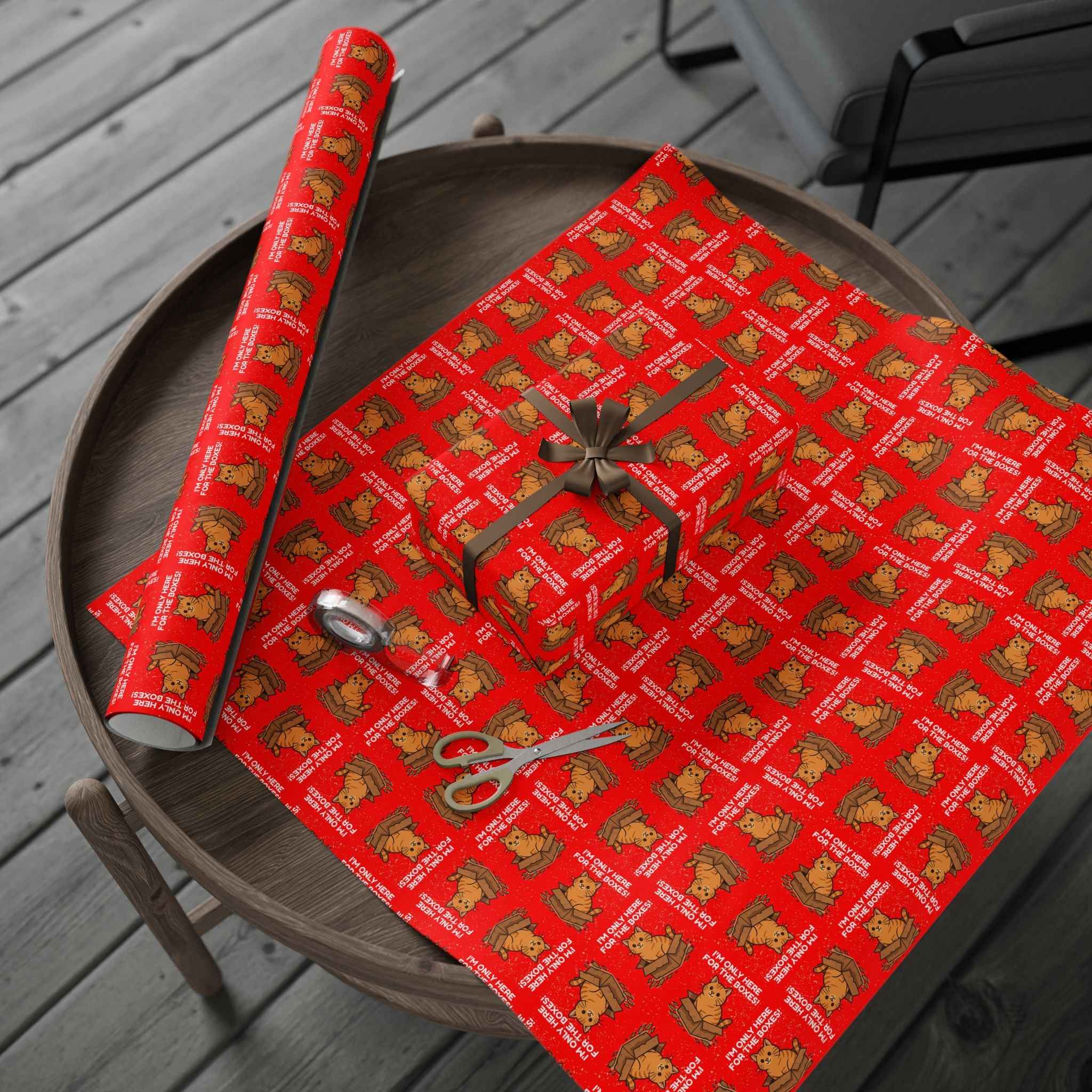 I’m Only Here for the Boxes – Funny Cat-Themed Wrapping Paper