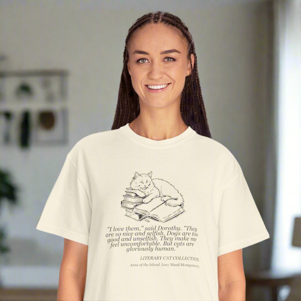 Literary Cat Unisex T-Shirt - Anne of the Island