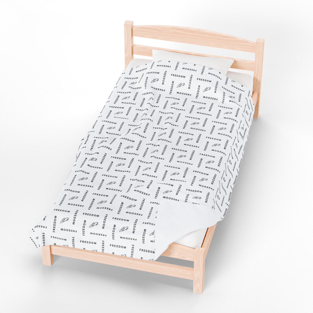 Freedom Velveteen Plush Blanket for Cozy Living
