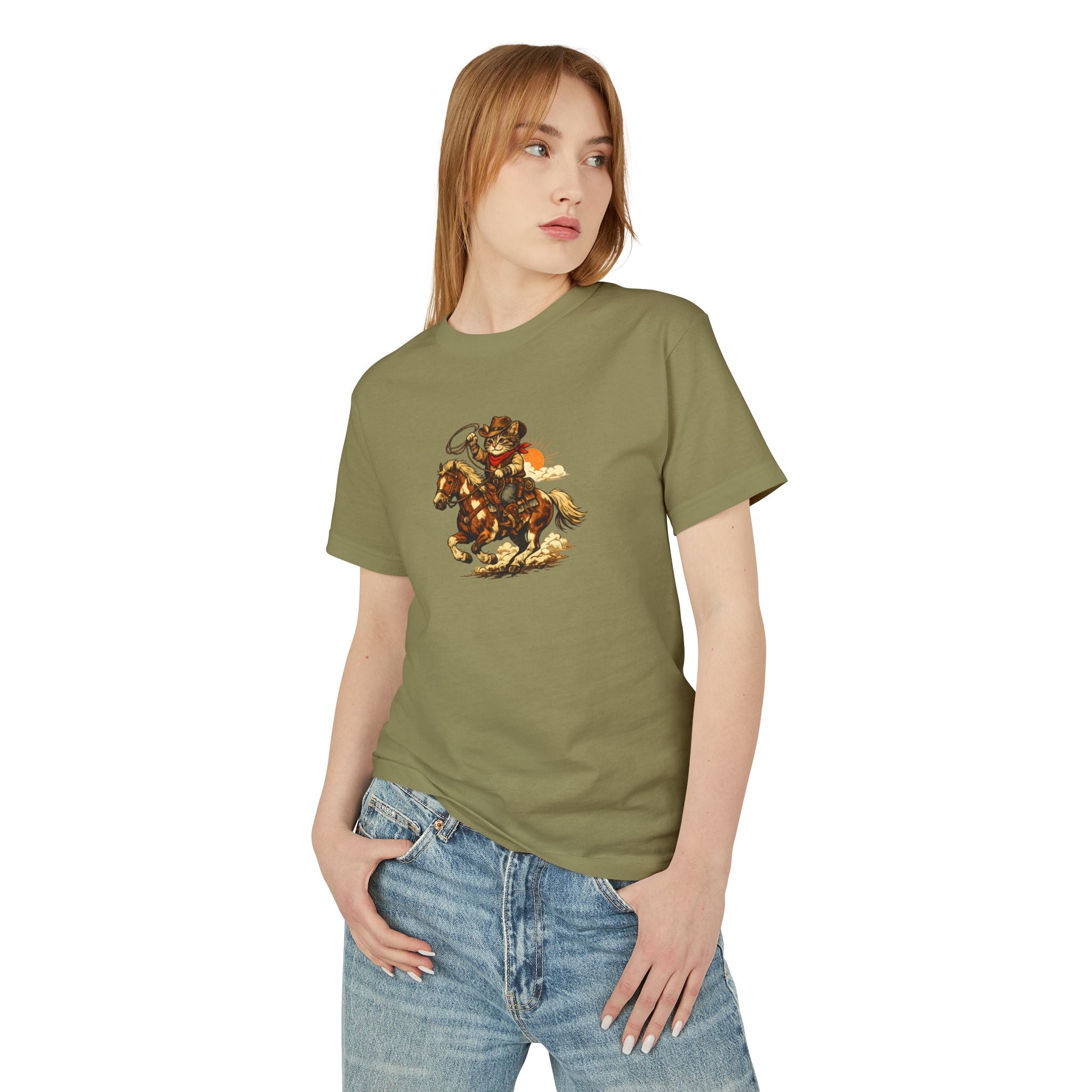 Cowboy Cat Lasso T-Shirt | Vintage Western Cat Graphic Tee