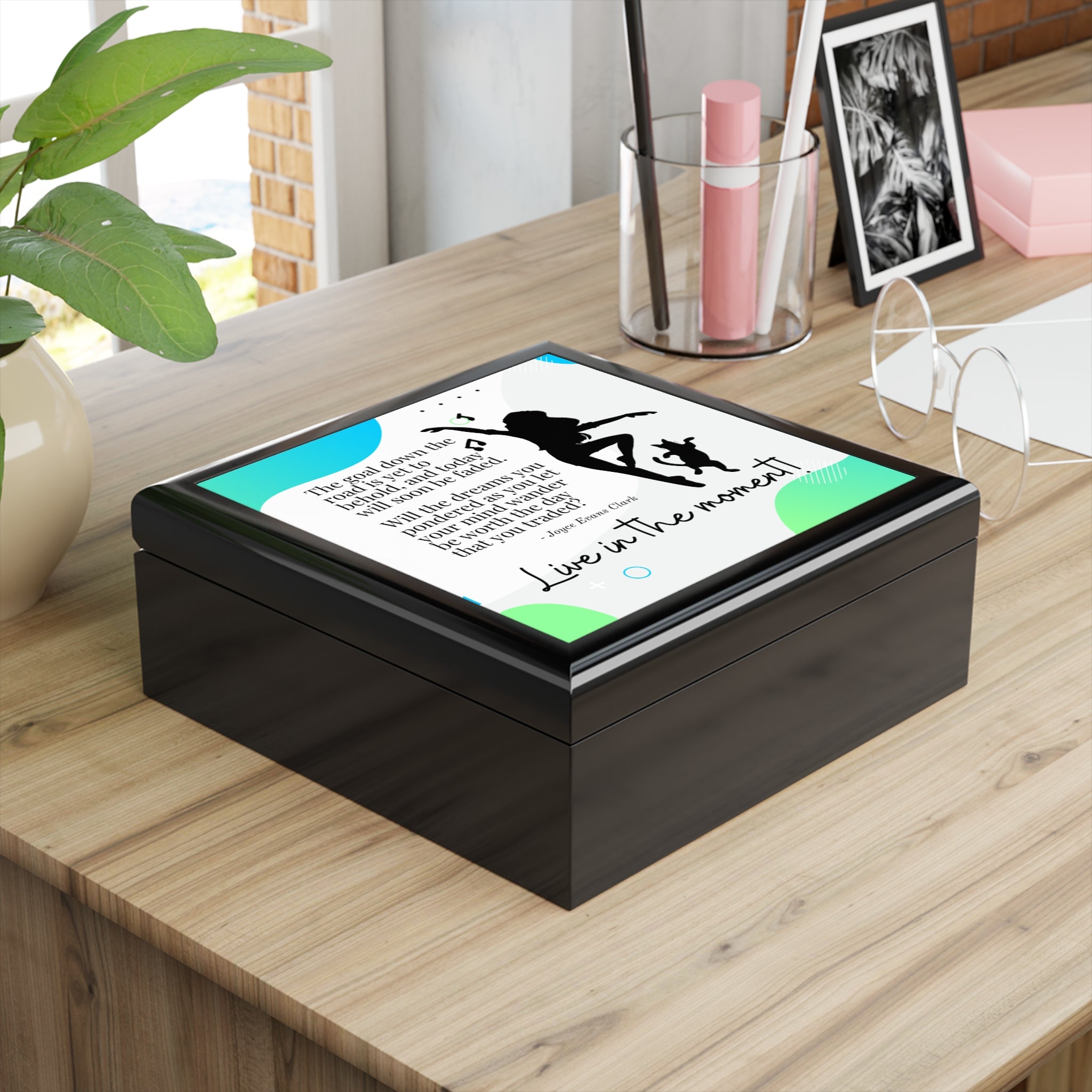 Photo depicting the ​Live in the Moment Jewelry Box from EpiAl's Shop.