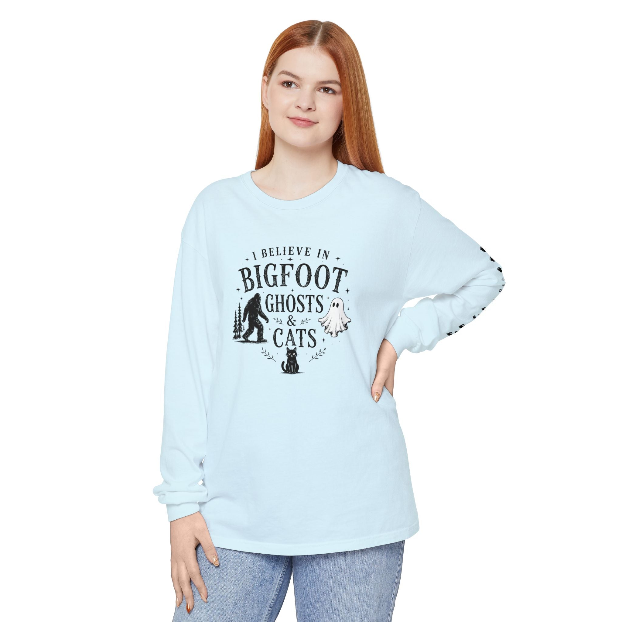 I Believe in Bigfoot, Ghosts & Cats Long Sleeve Shirt