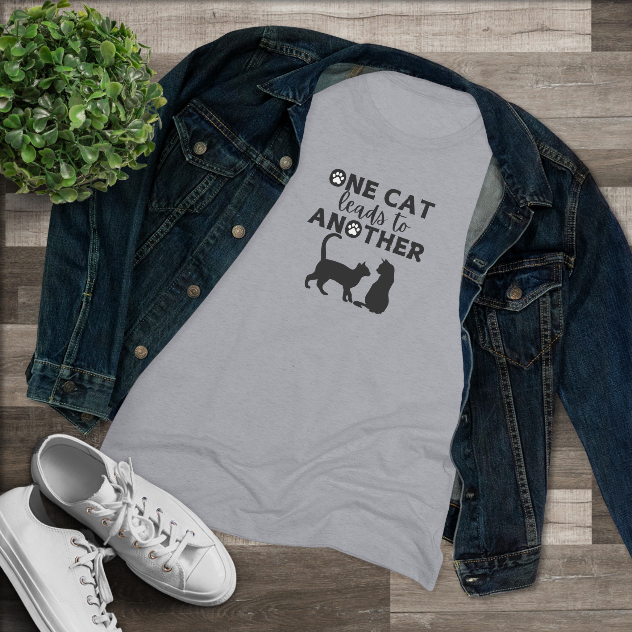 One Cat Women's Triblend Tee - T - Shirt - Epileptic Al’s Shop