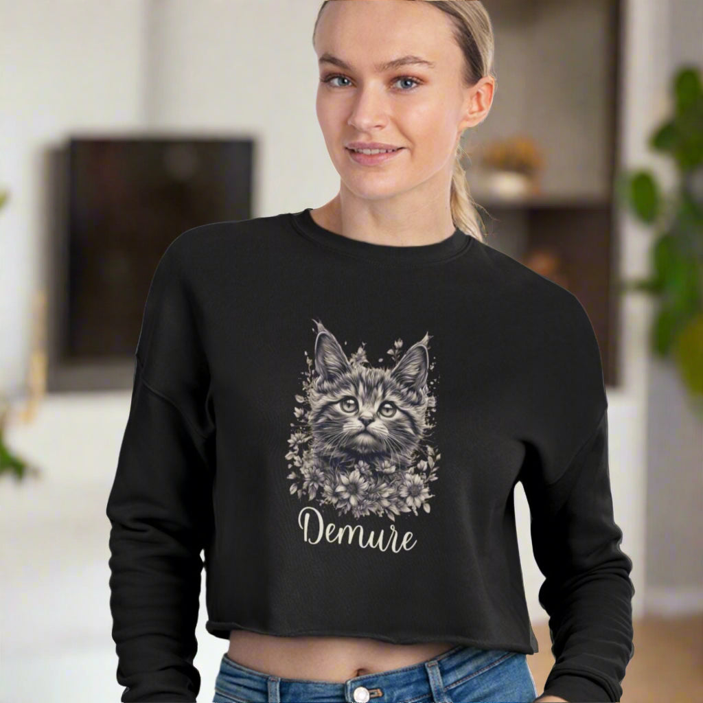 Demure Cat Women's Cropped Sweatshirt