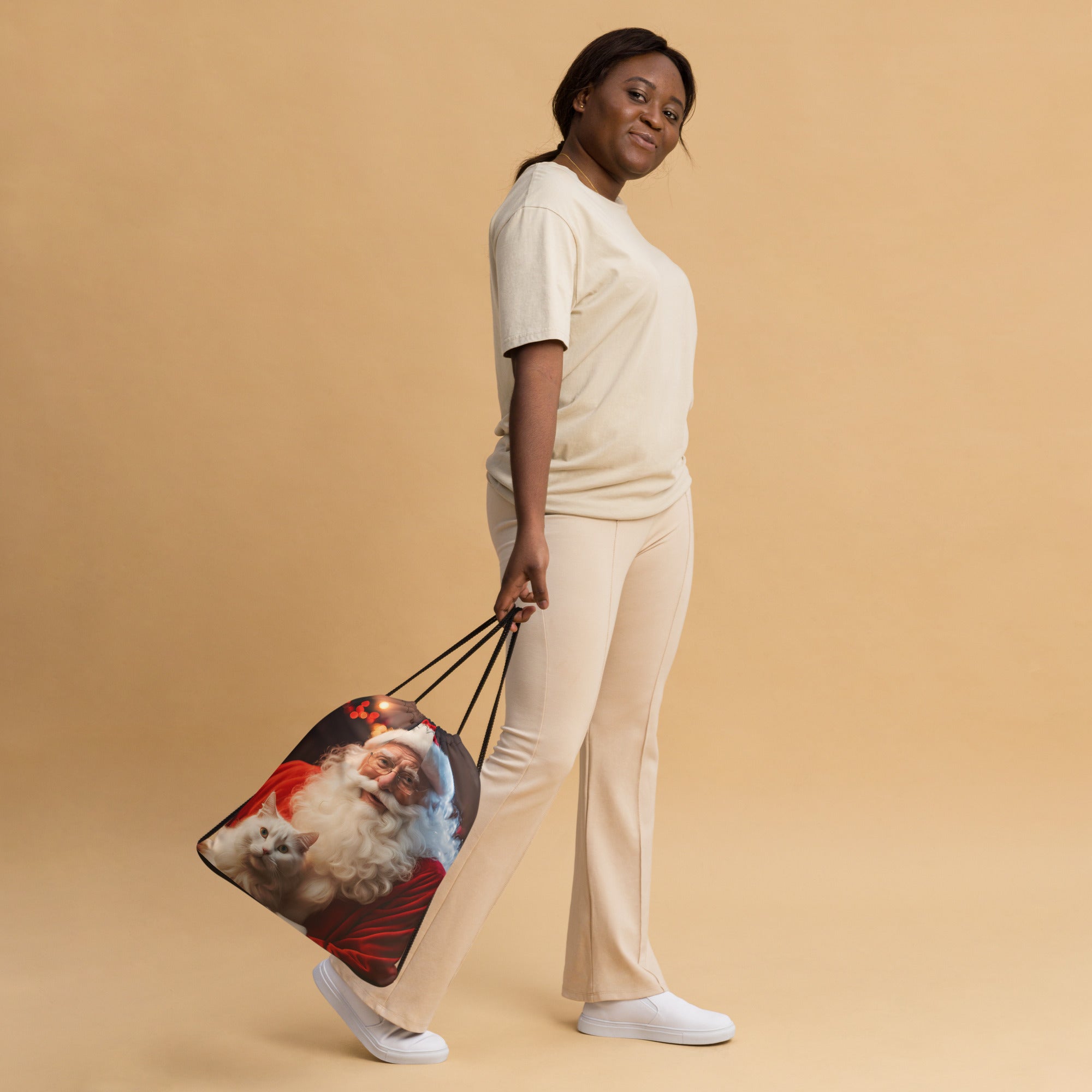 Photo depicting the ​Santa's Cat Drawstring Bag from EpiAl's Shop.