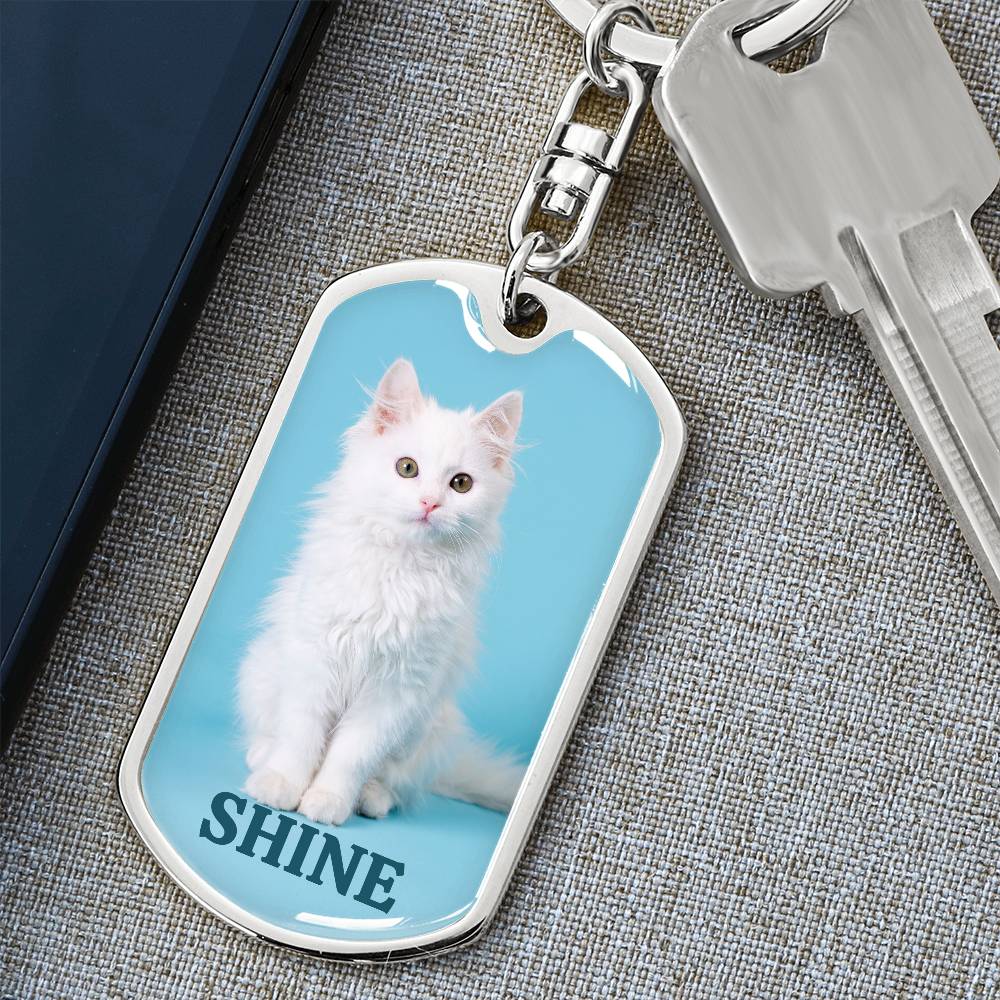 Photo depicting the ​Shine Keychain from EpiAl's Shop.