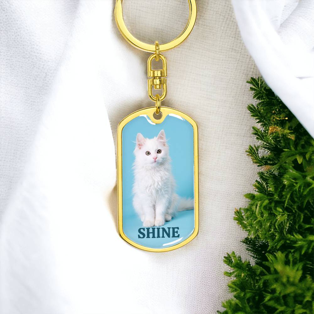 Photo depicting the ​Shine Keychain from EpiAl's Shop.