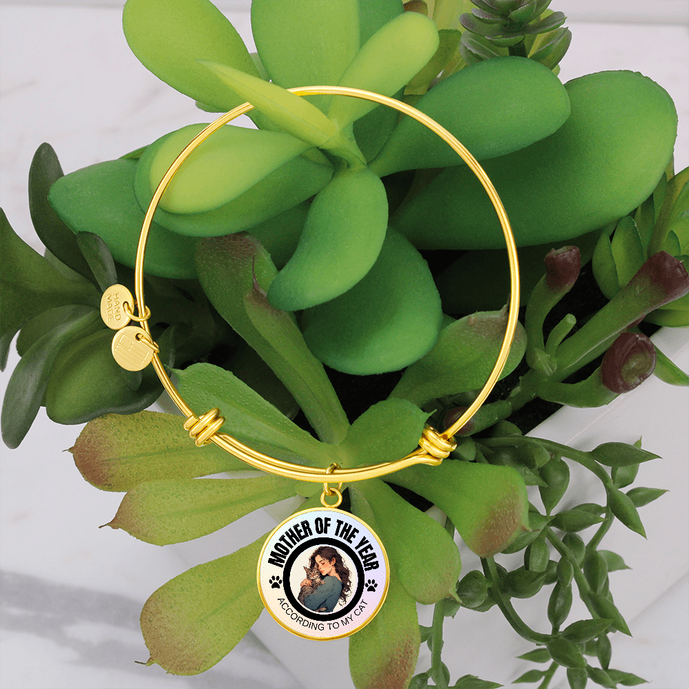Mother of the Year Pendant Bracelet