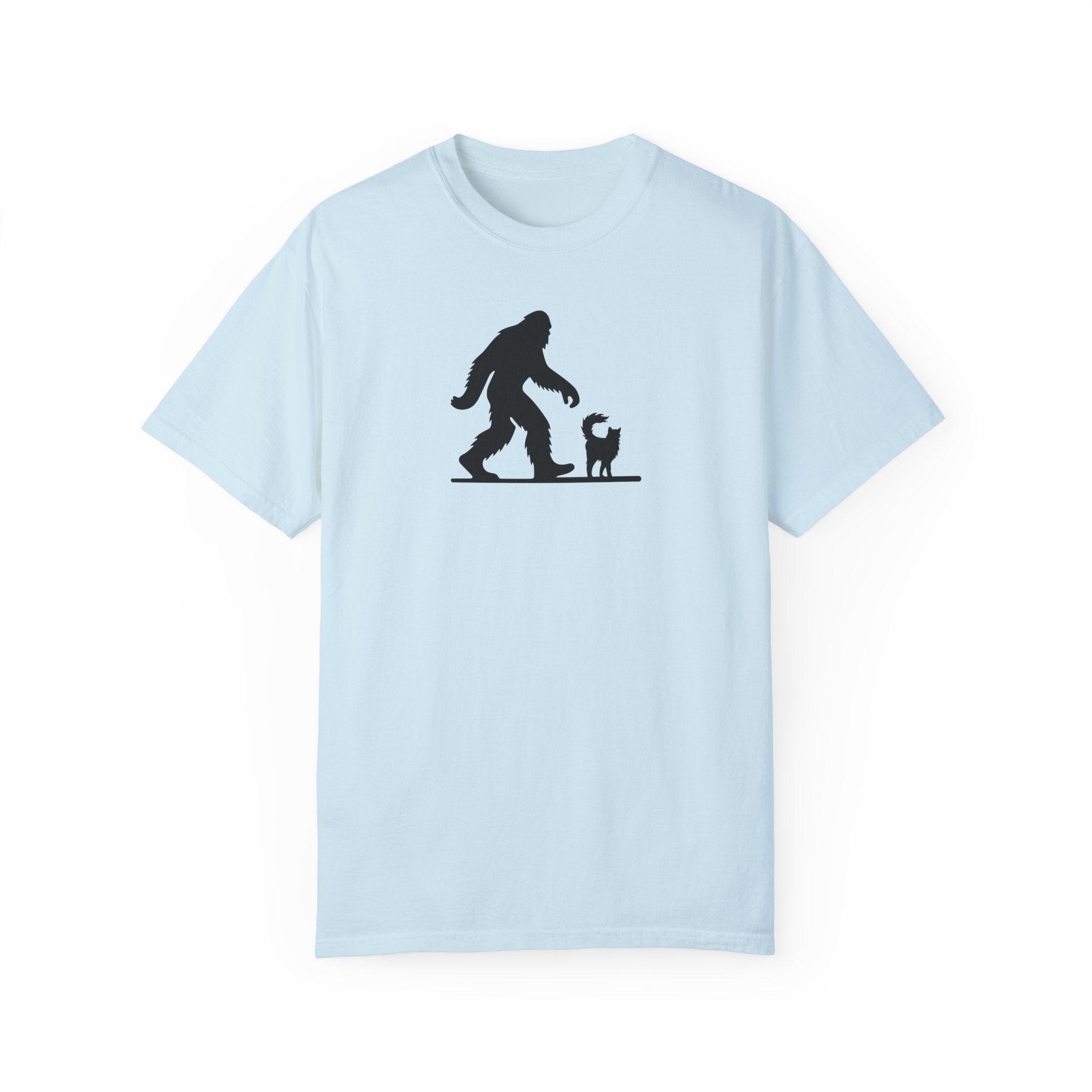 Bigfoot & Cat Unisex Garment - Dyed T-Shirt - Fun Casual Wear - Clothing, T-shirts - EpiAl's Shop