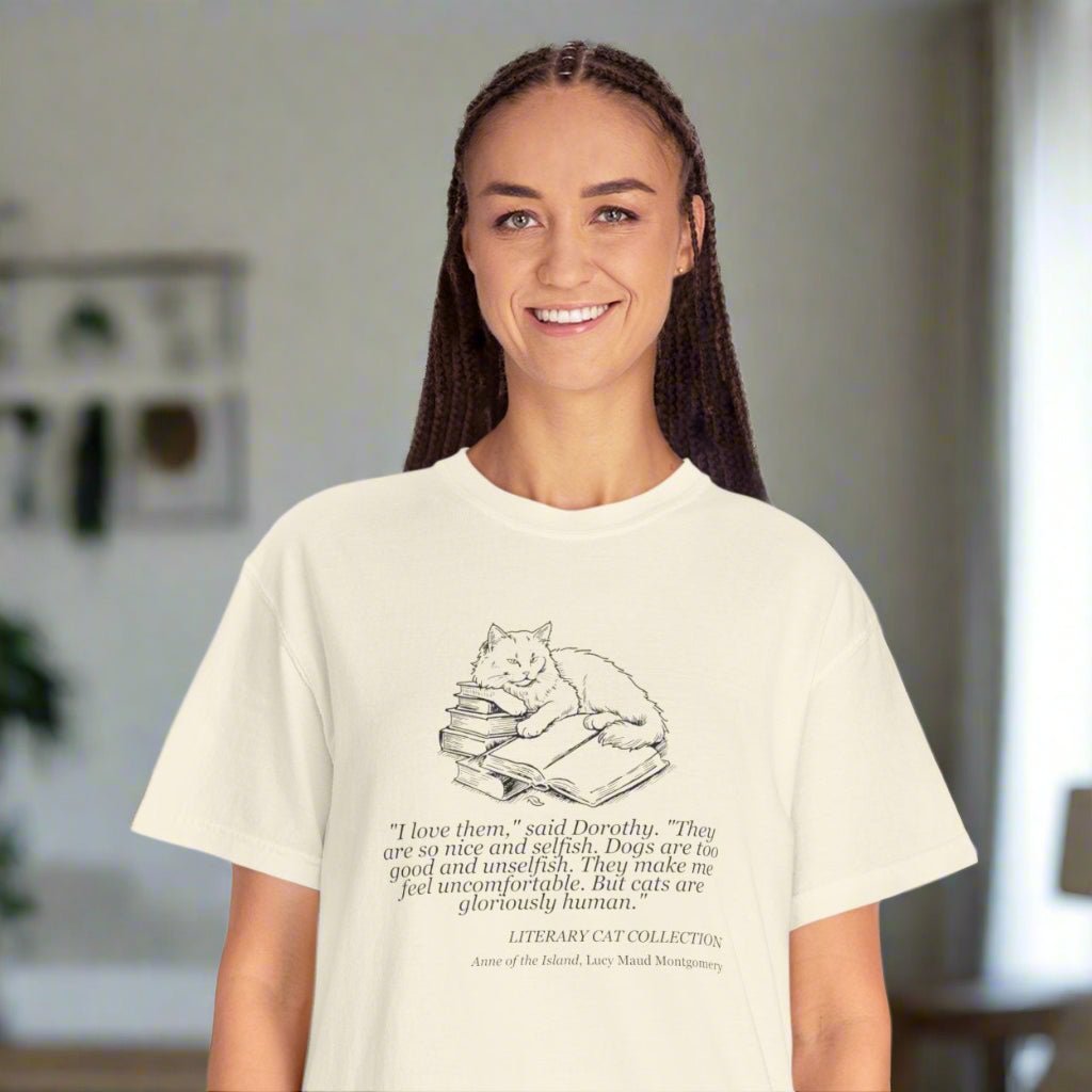 Literary Cat Unisex T-Shirt - Anne of the Island - Clothing, T-shirts - EpiAl's Shop