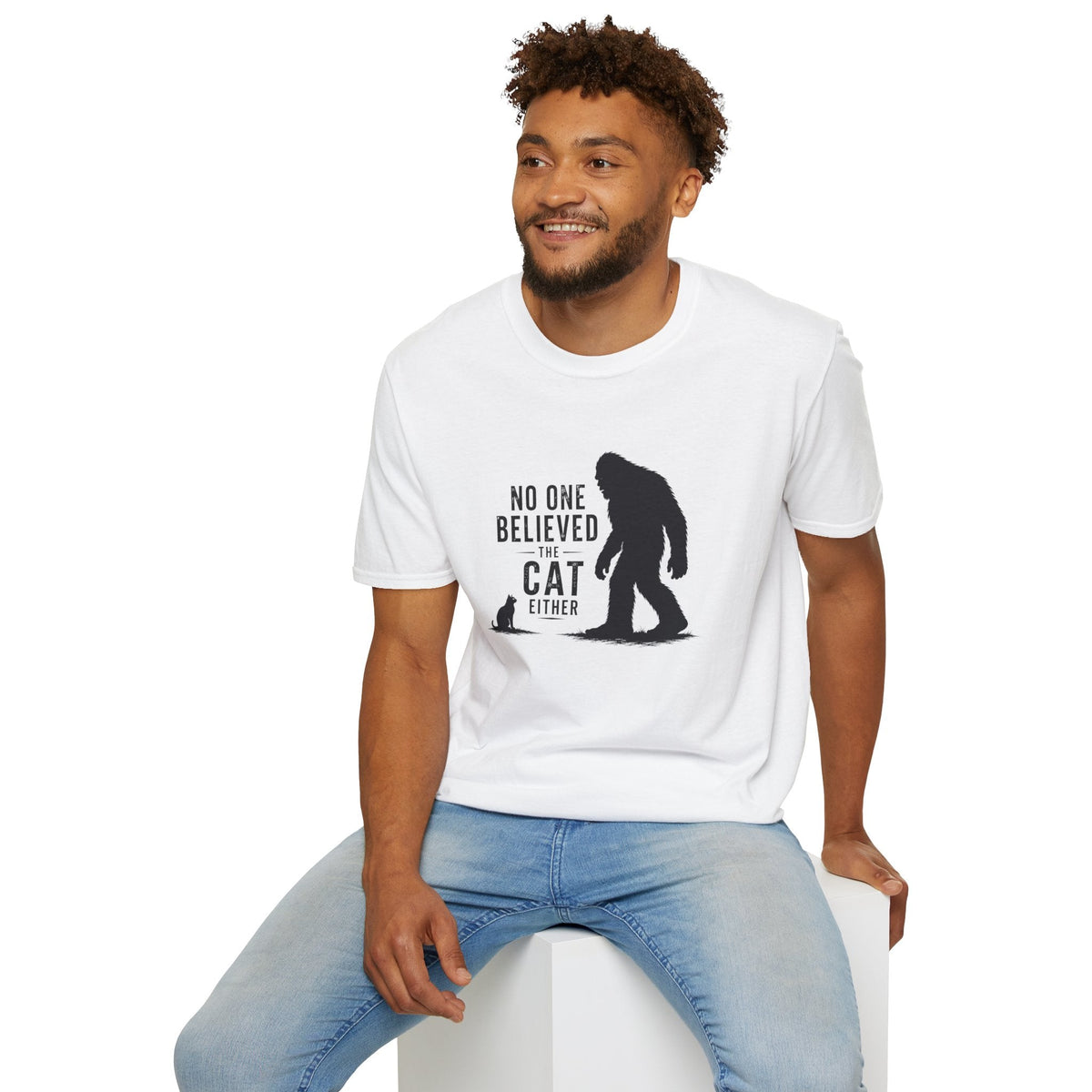 No One Believed the Cat Either T-Shirt - Clothing, Unisex, T-Shirts - EpiAl's Shop