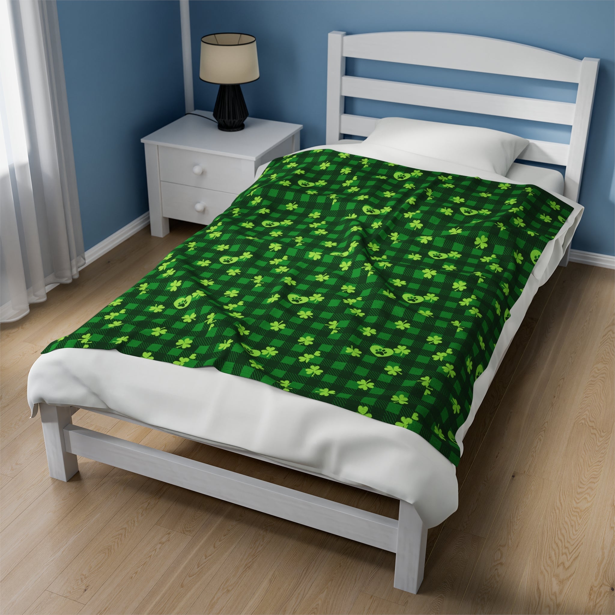 Shamrock Velveteen Plush Blanket - EpiAl's Shop