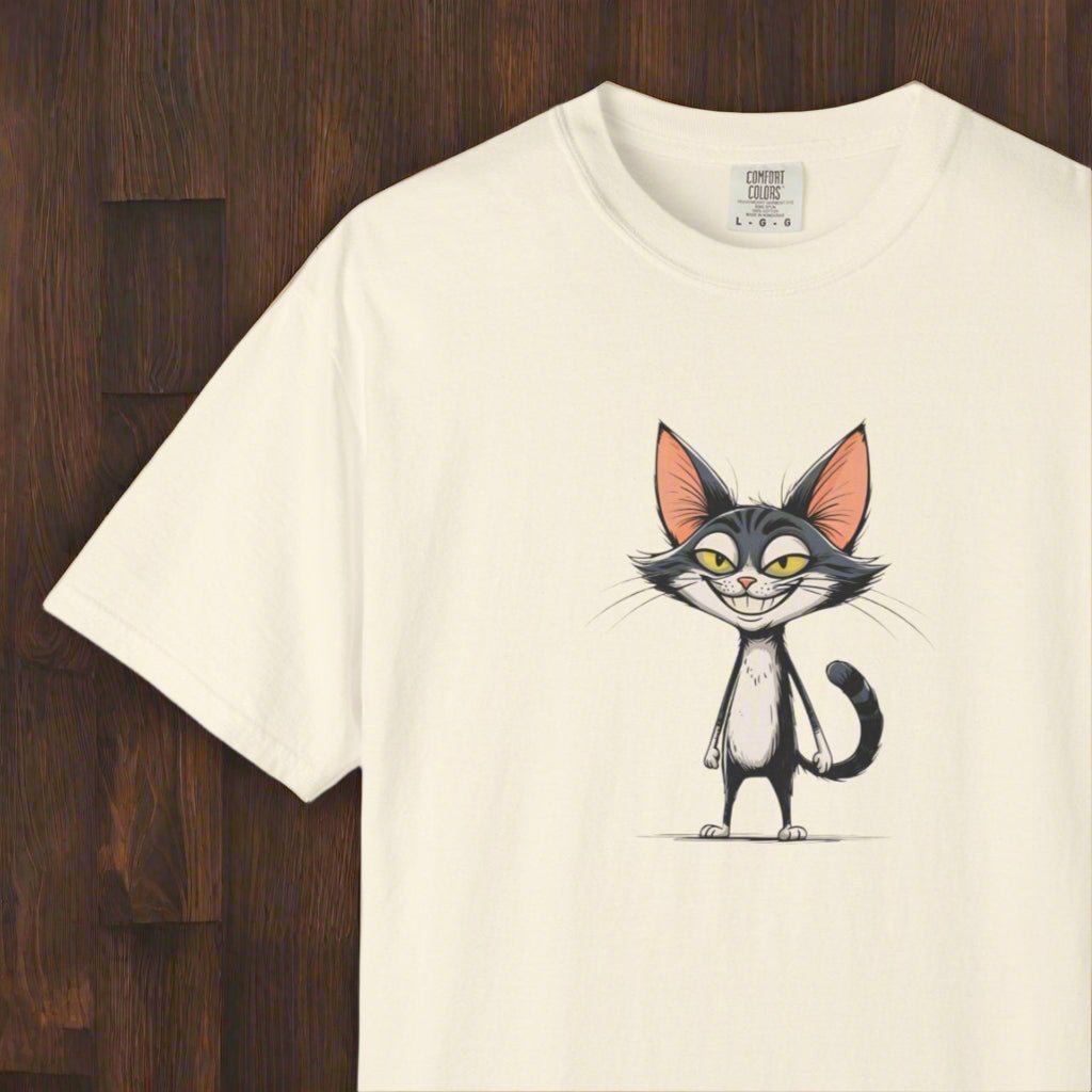 Smiling Cat Unisex T-Shirt | Funny Cat Tee - Clothing, T-shirts - EpiAl's Shop